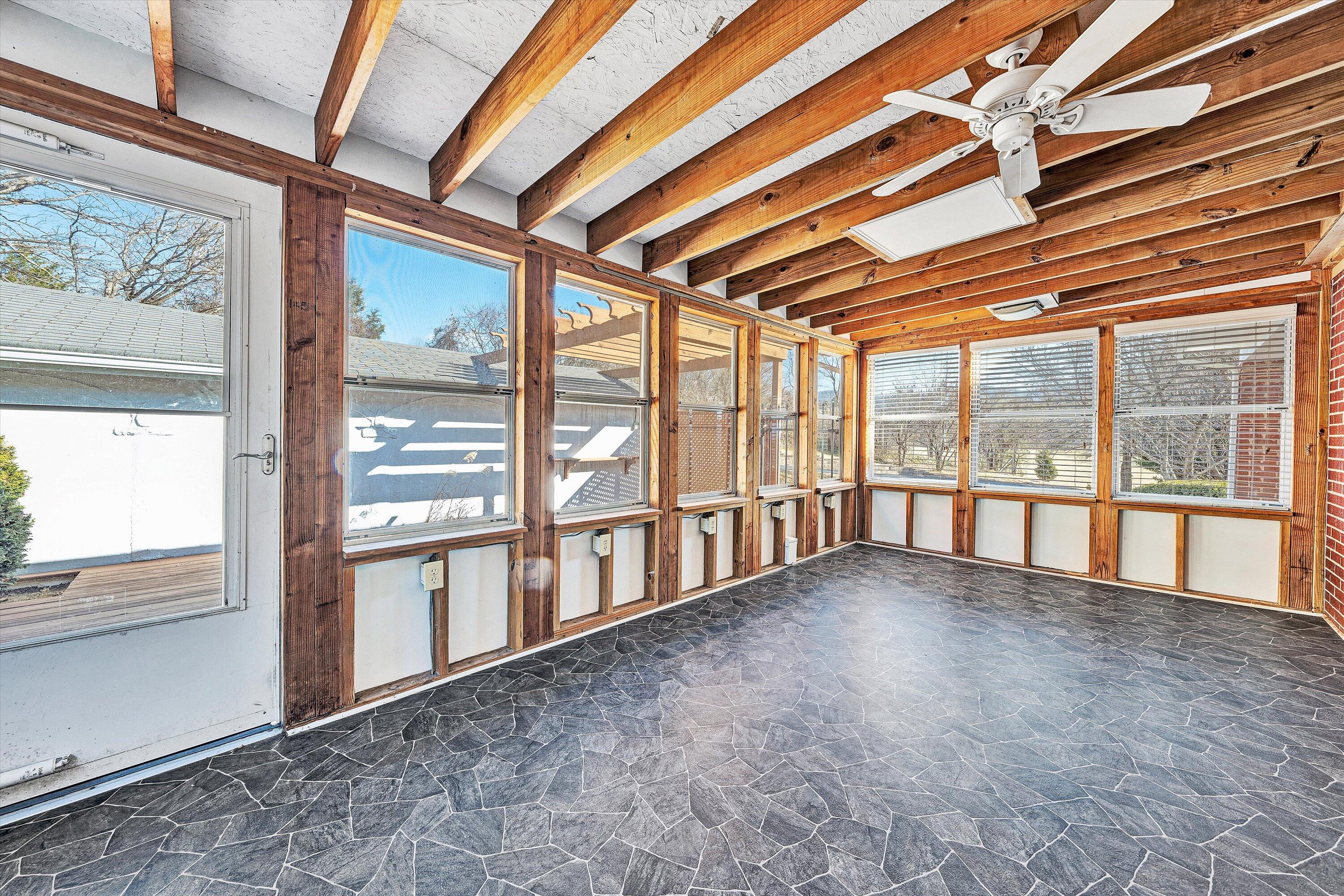 1944 Blue Ridge Springs RD