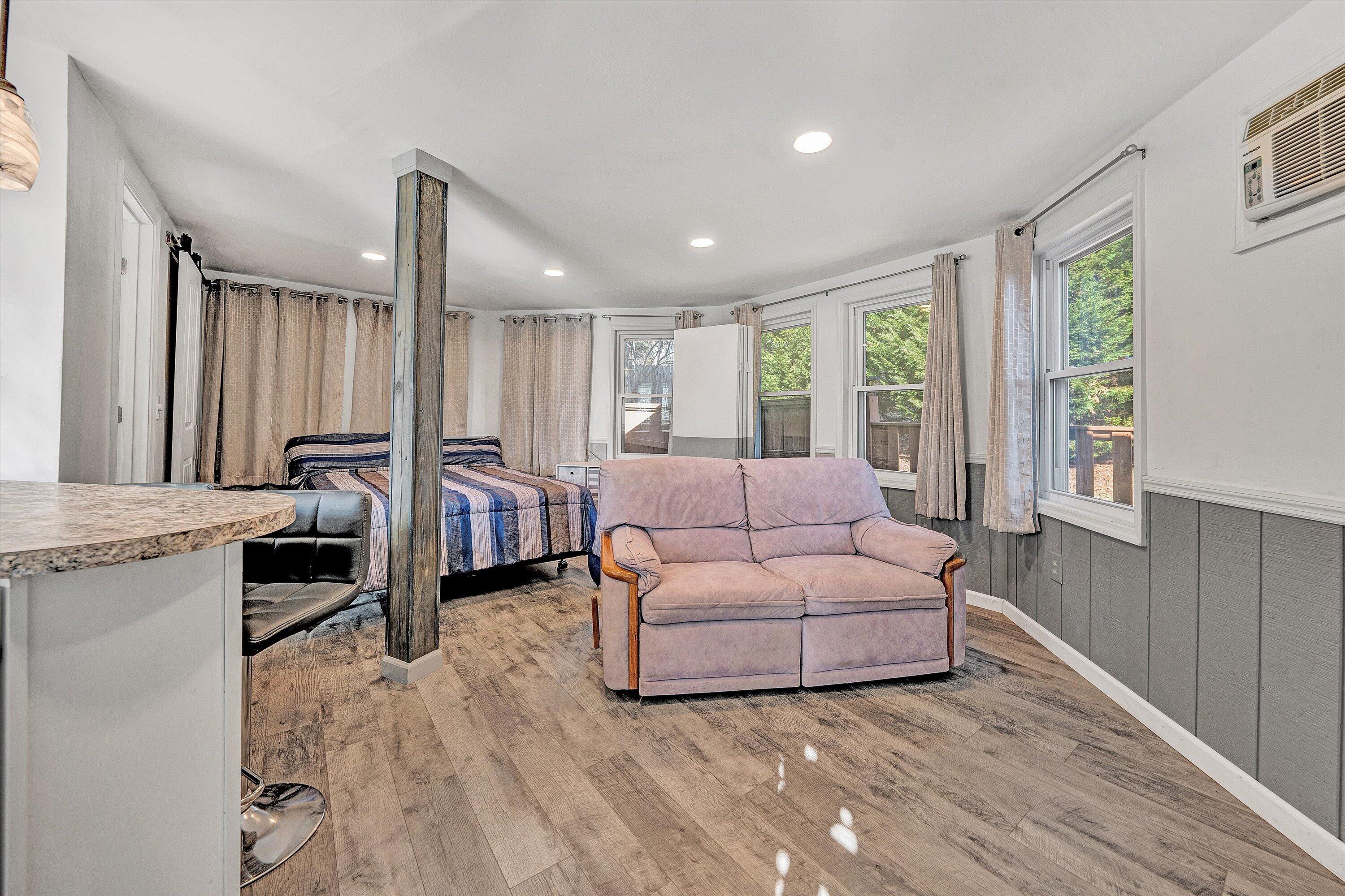 1944 Blue Ridge Springs RD