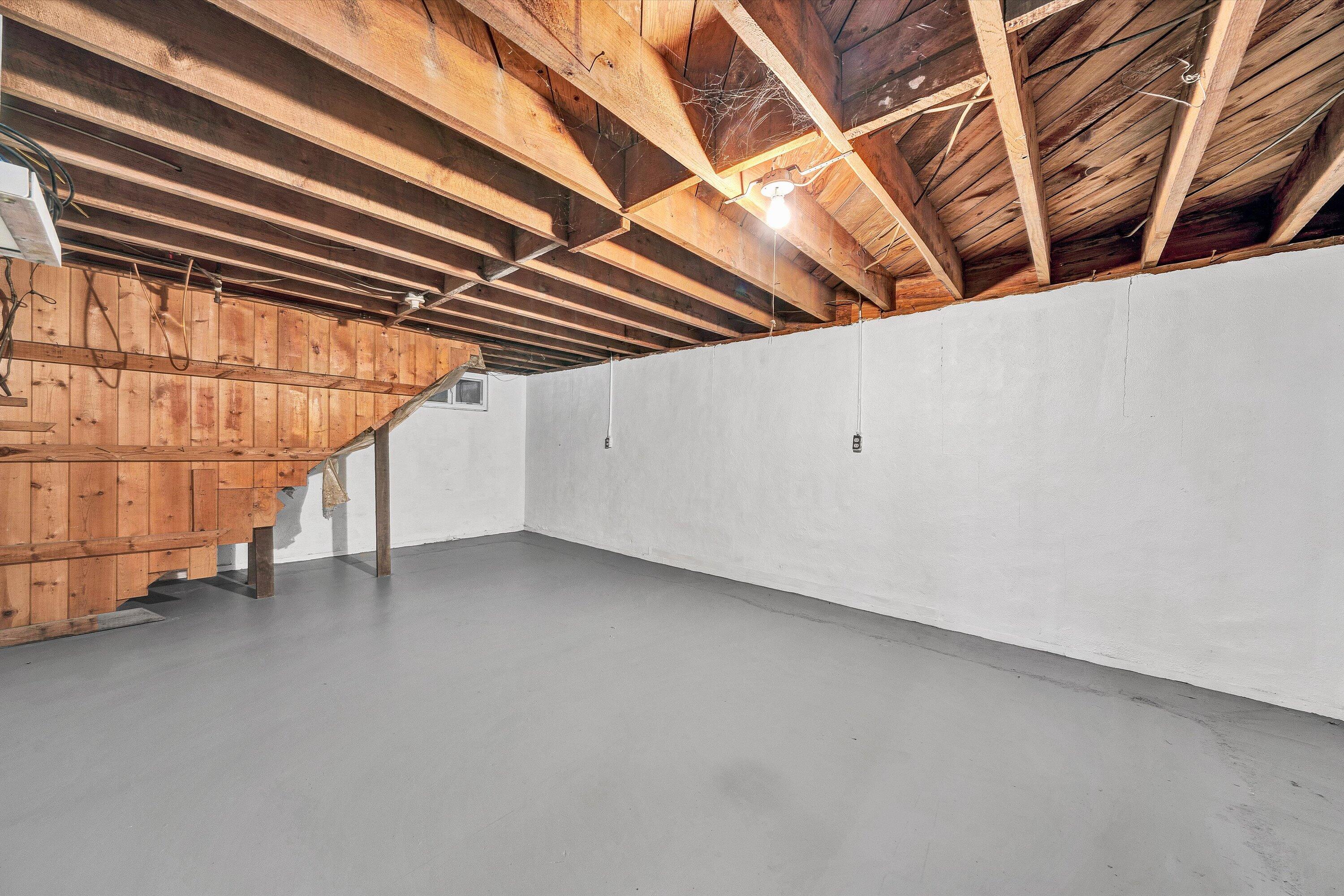 1944 Blue Ridge Springs RD