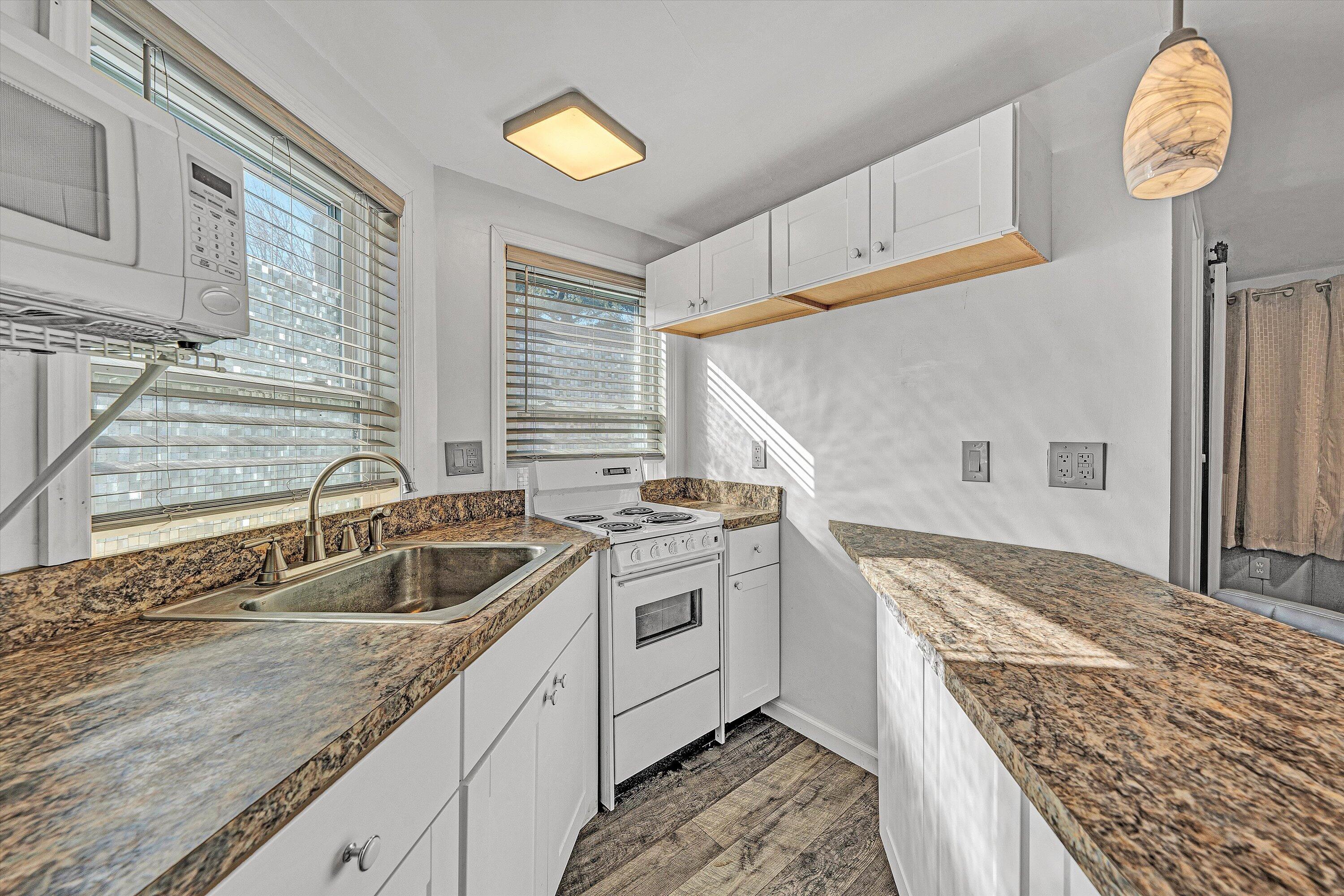 1944 Blue Ridge Springs RD