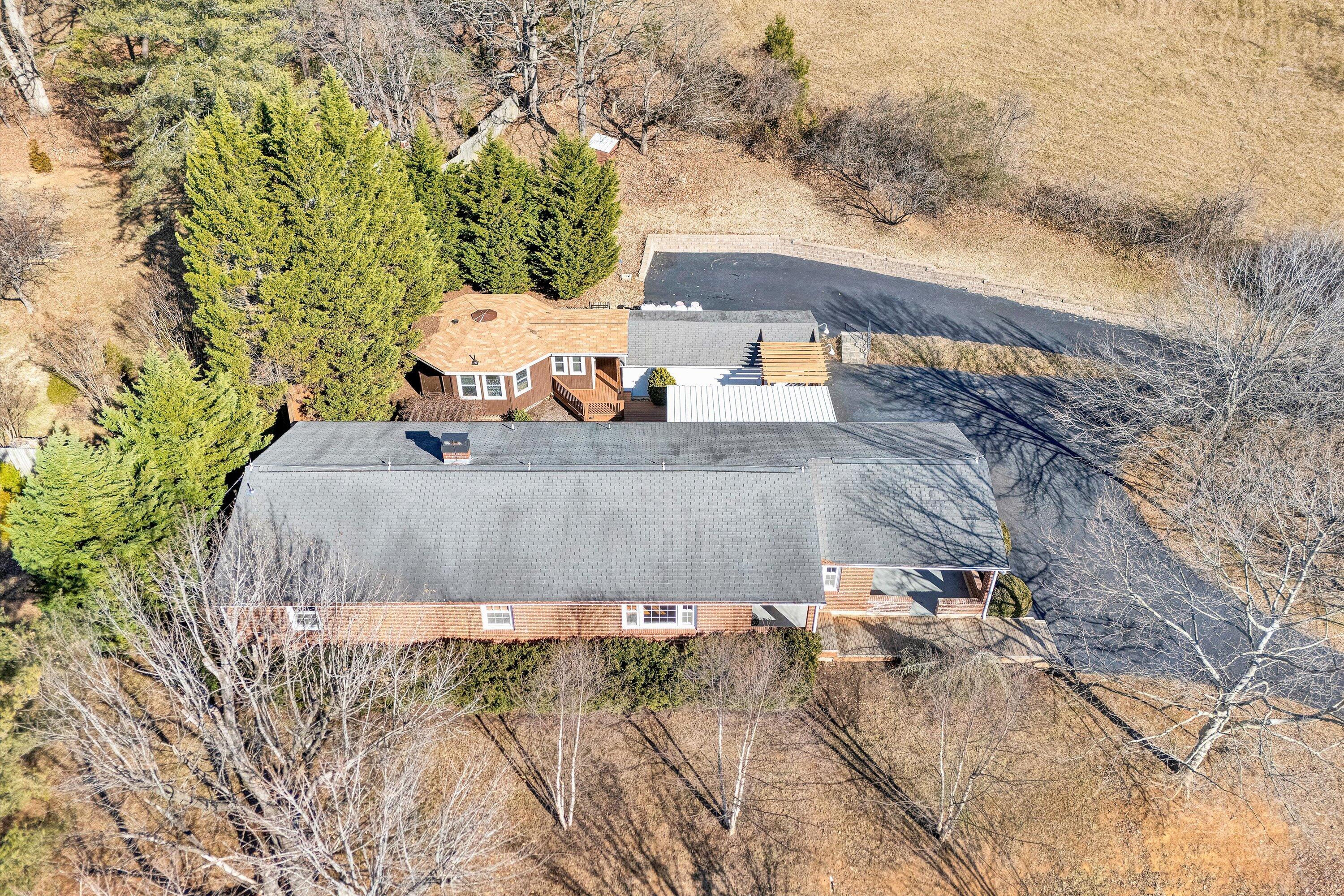 1944 Blue Ridge Springs RD