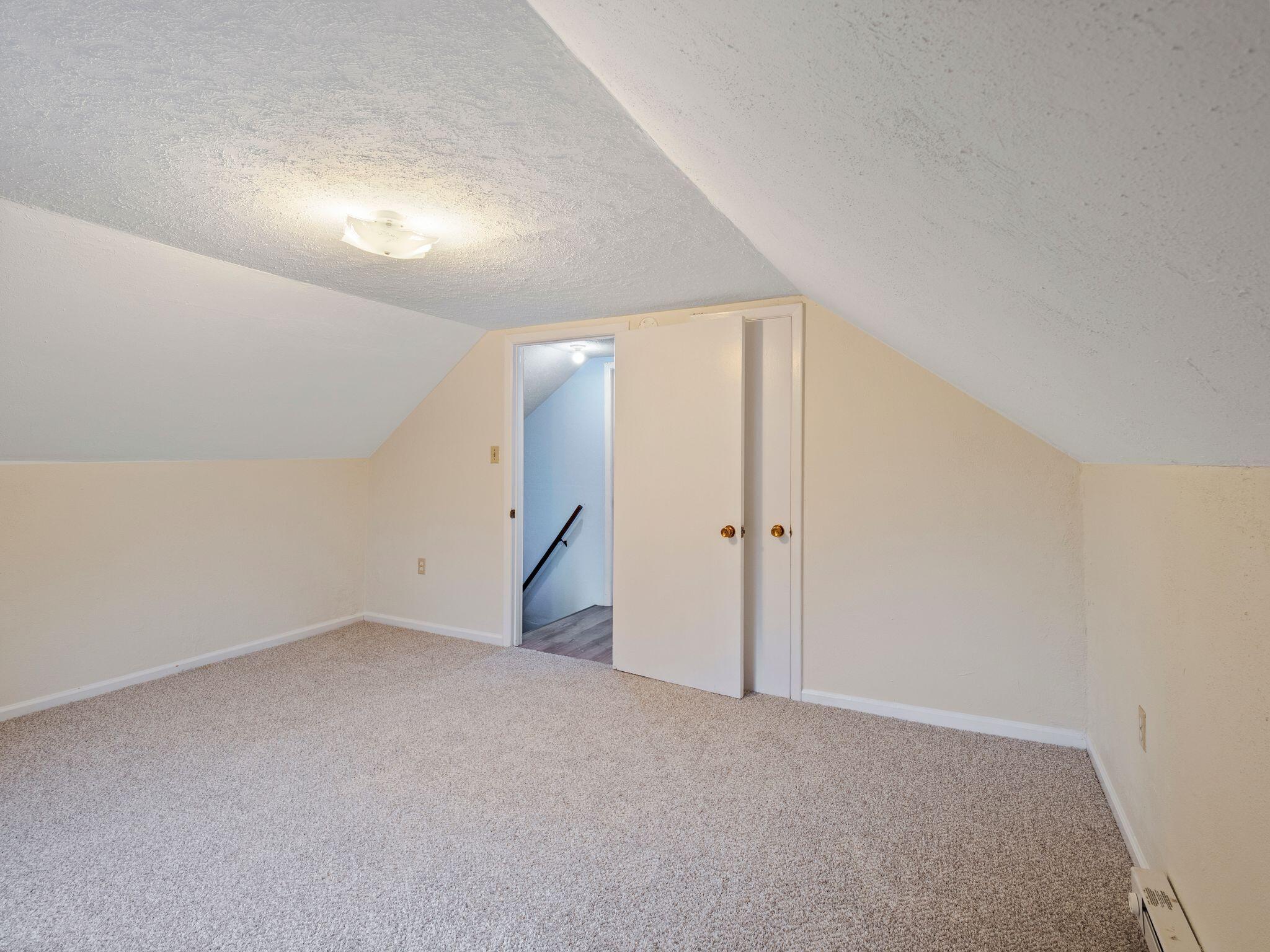 2435 Denniston AVE SW