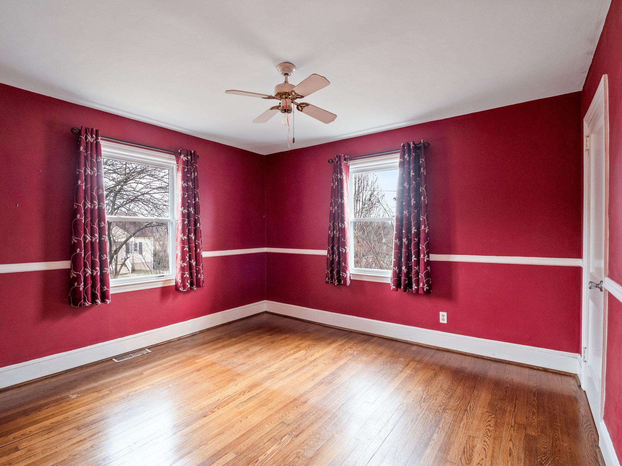 2435 Denniston AVE SW