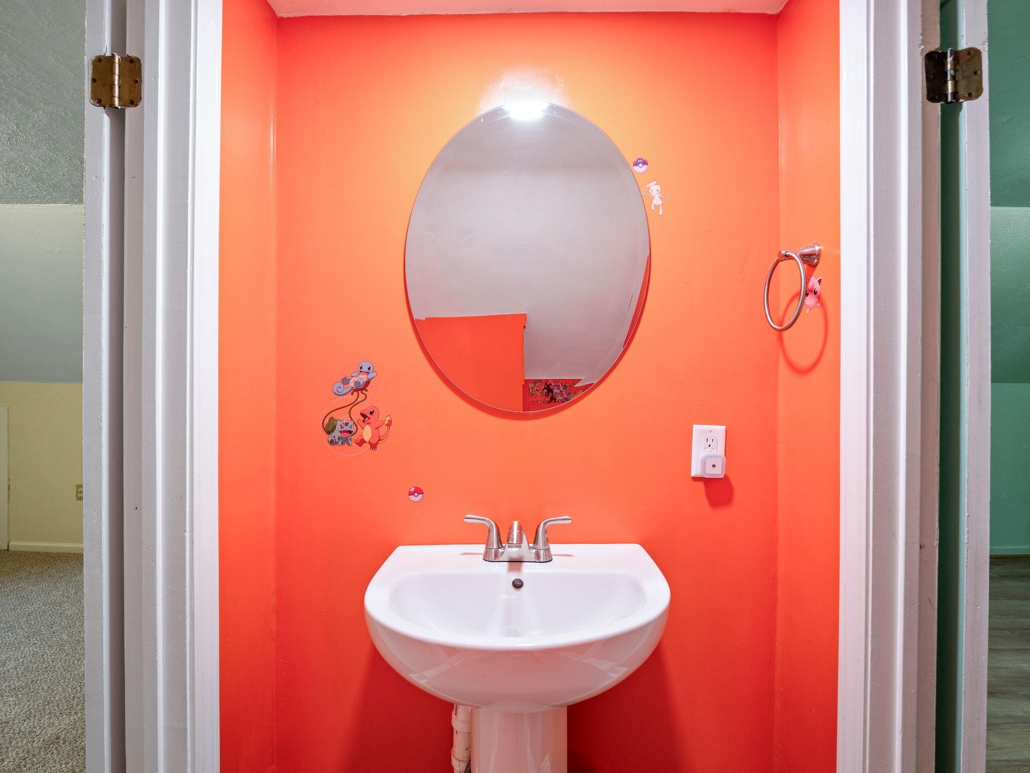 2435 Denniston AVE SW