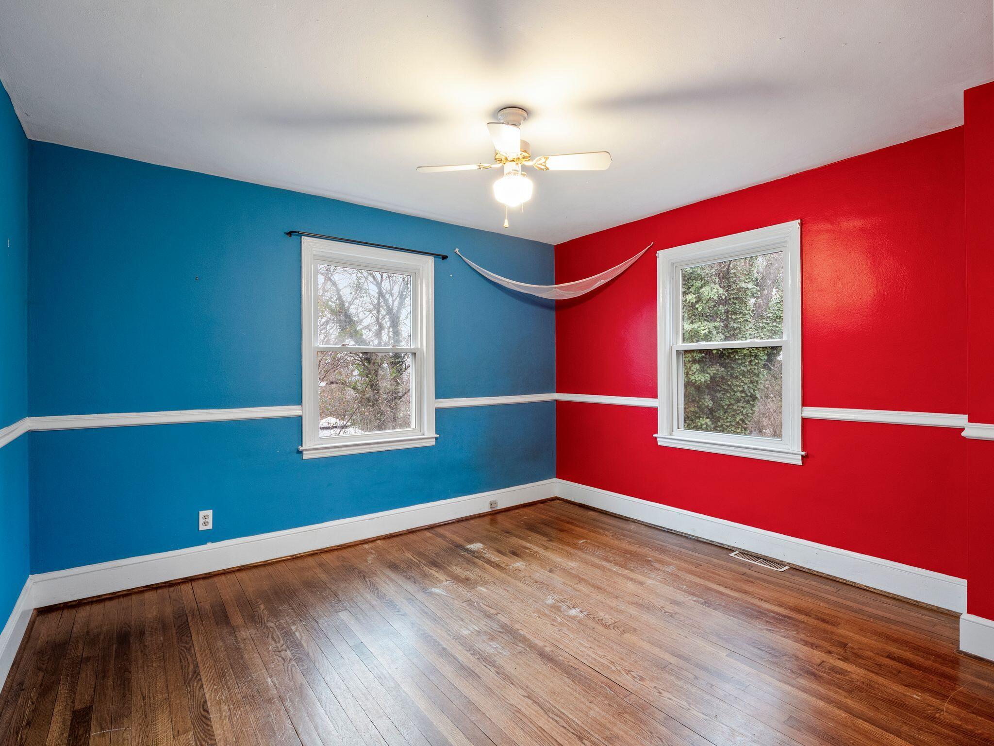 2435 Denniston AVE SW