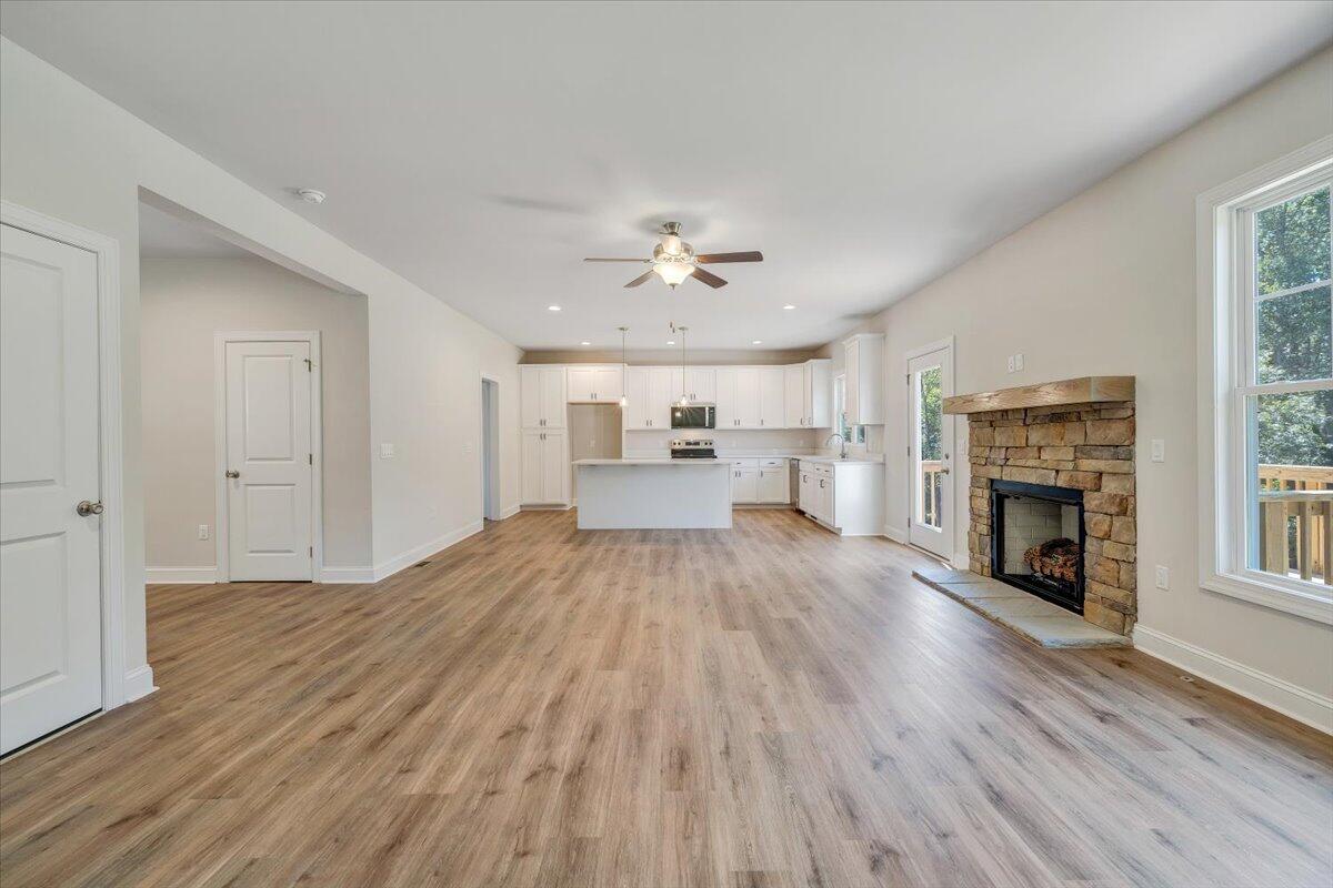 7051 Parkway View TRL