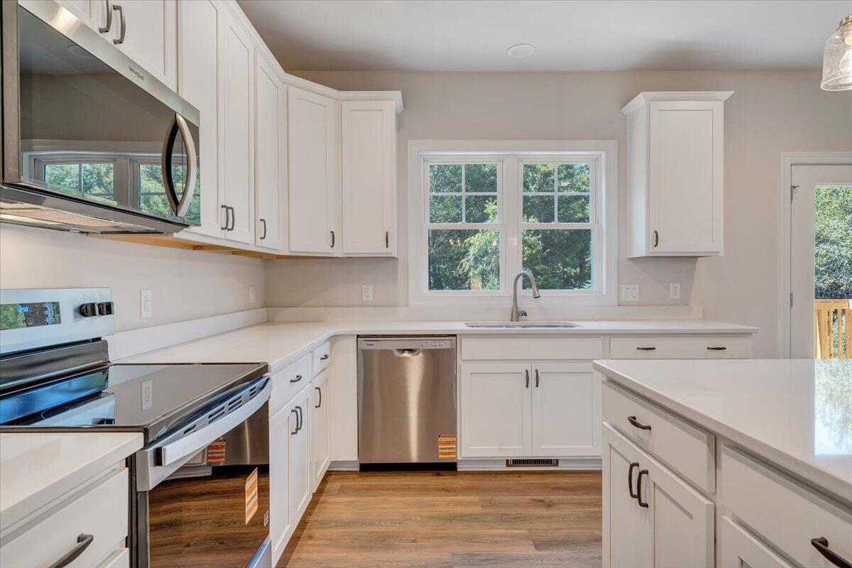 7051 Parkway View TRL