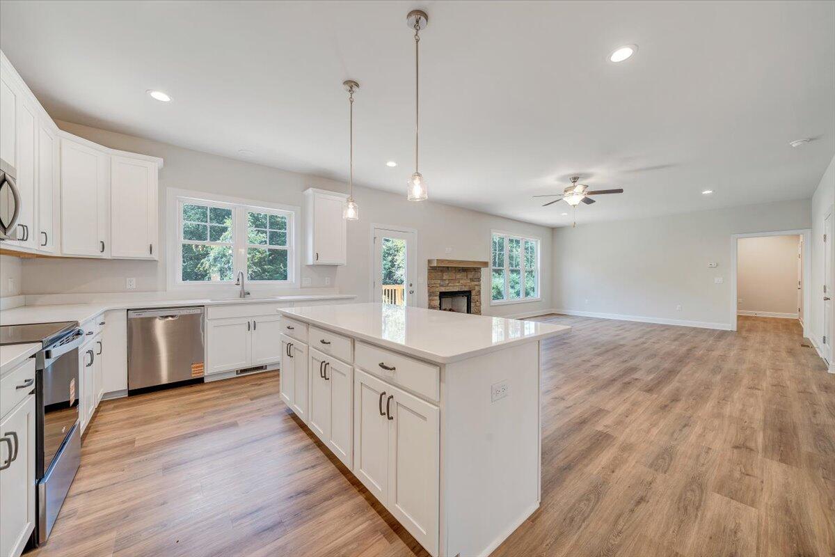 7051 Parkway View TRL