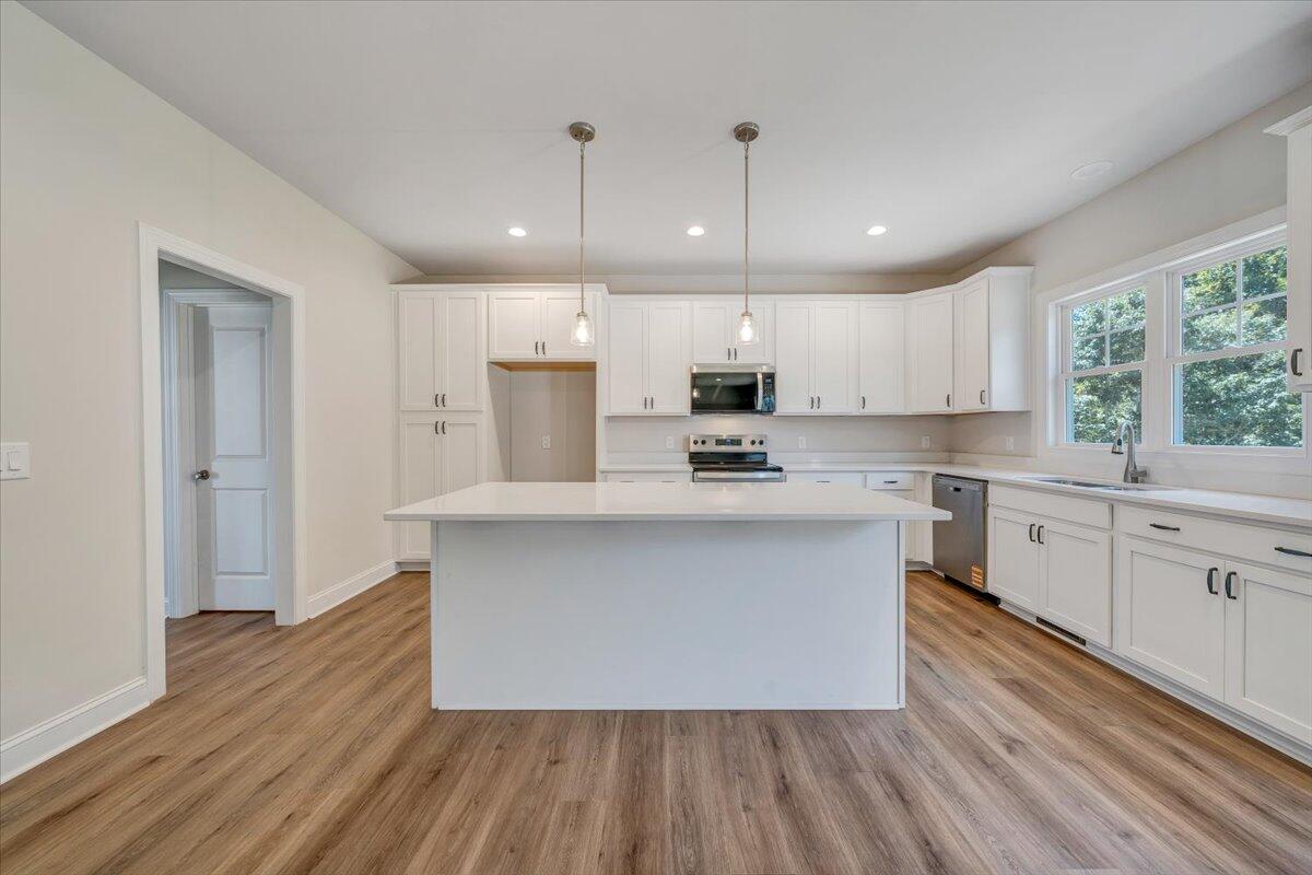 7051 Parkway View TRL