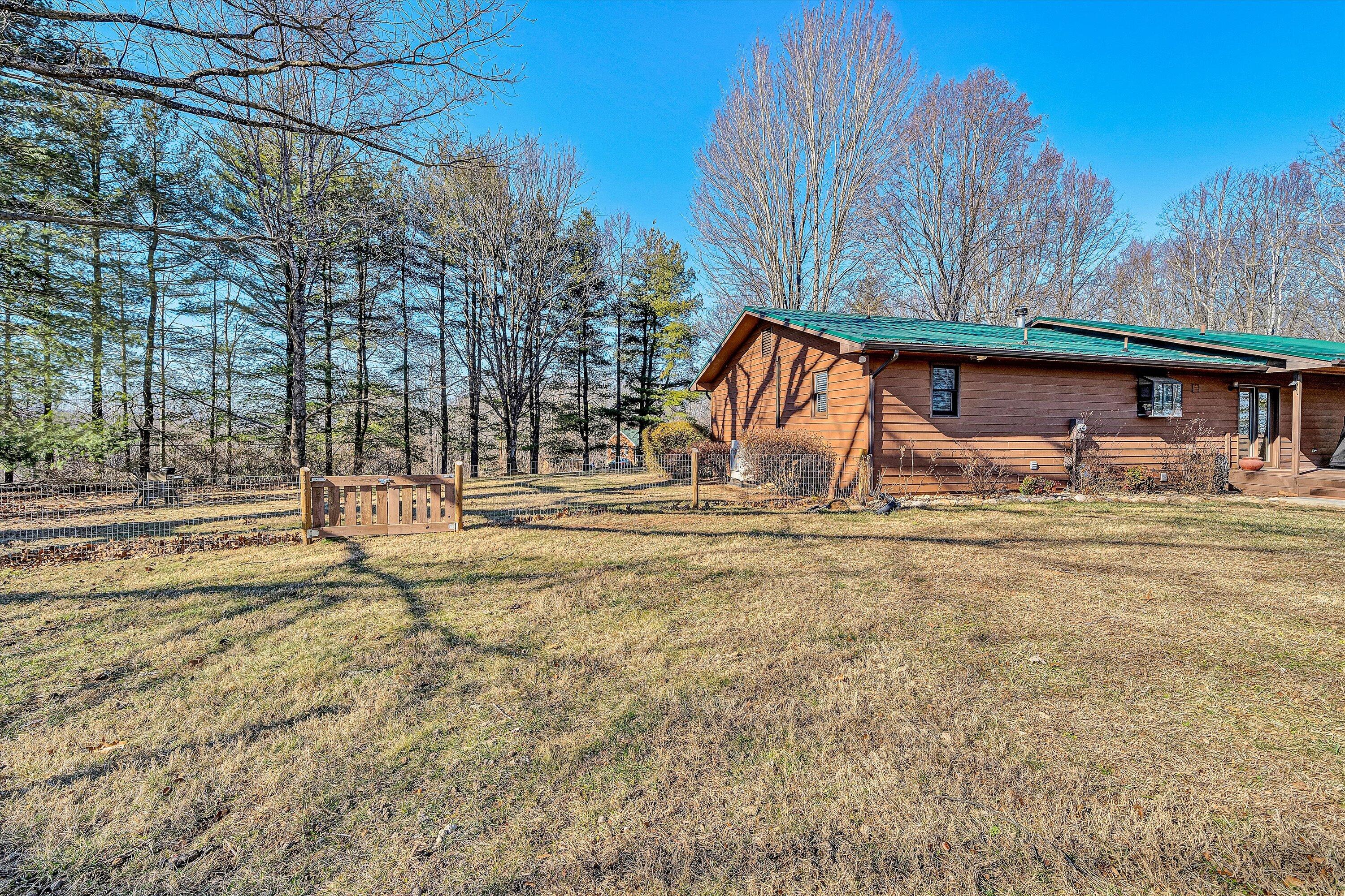 2770 Gravel Hill RD