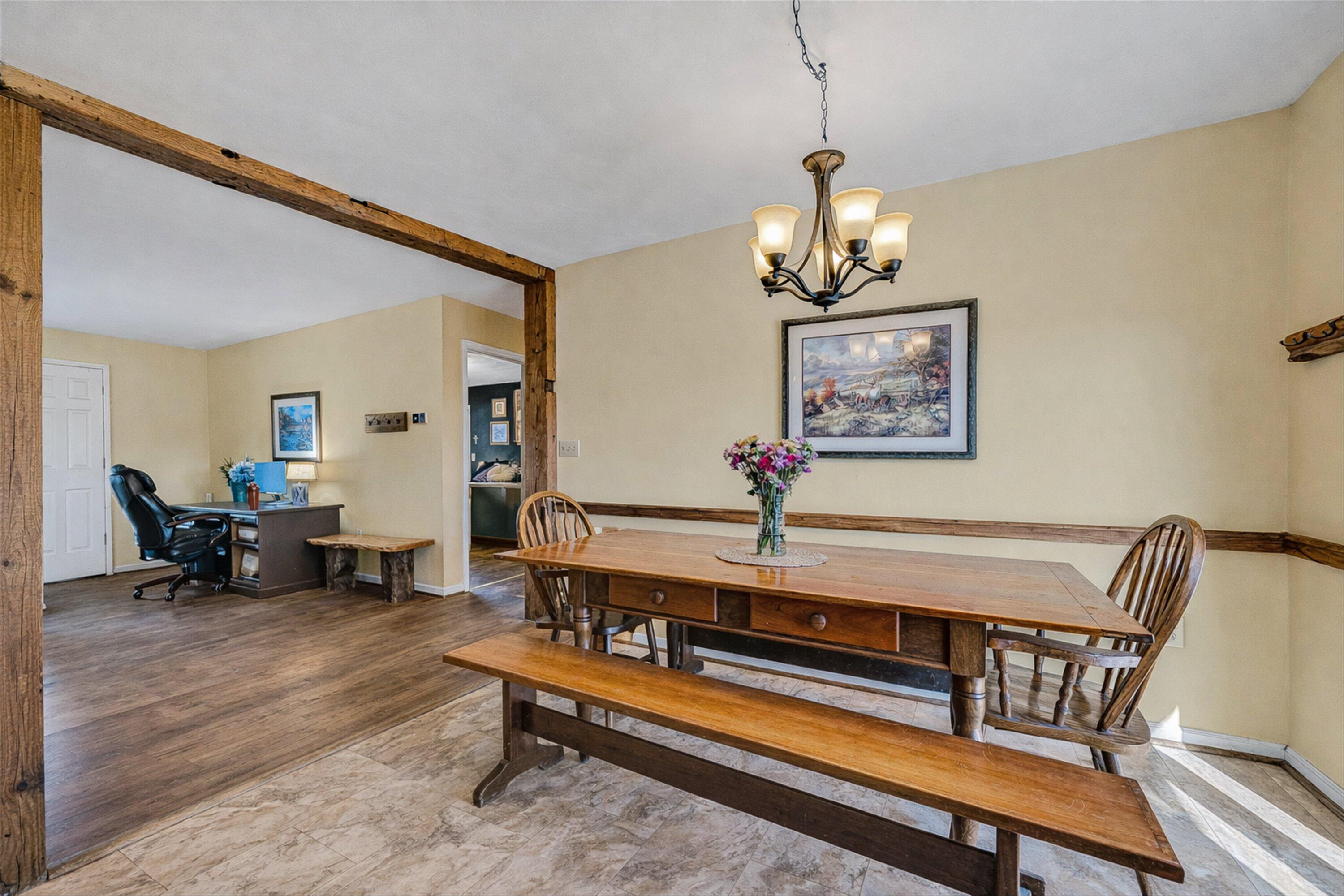 2770 Gravel Hill RD