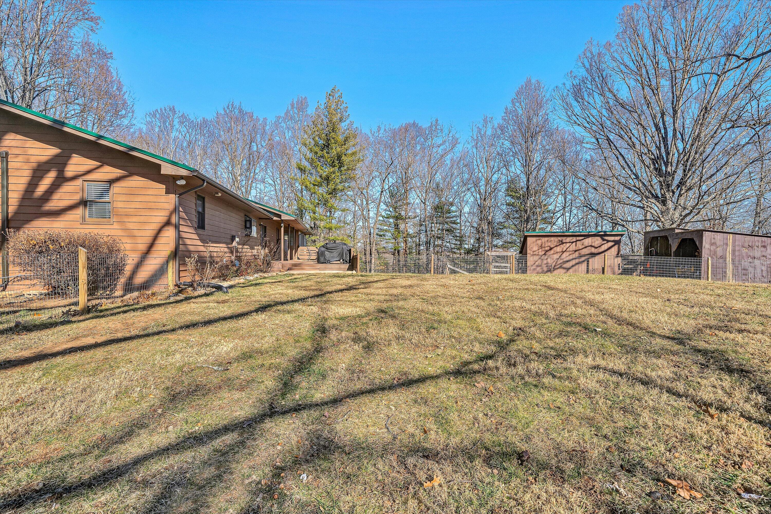2770 Gravel Hill RD