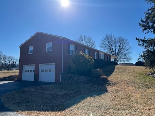 3519 McDaniel DR