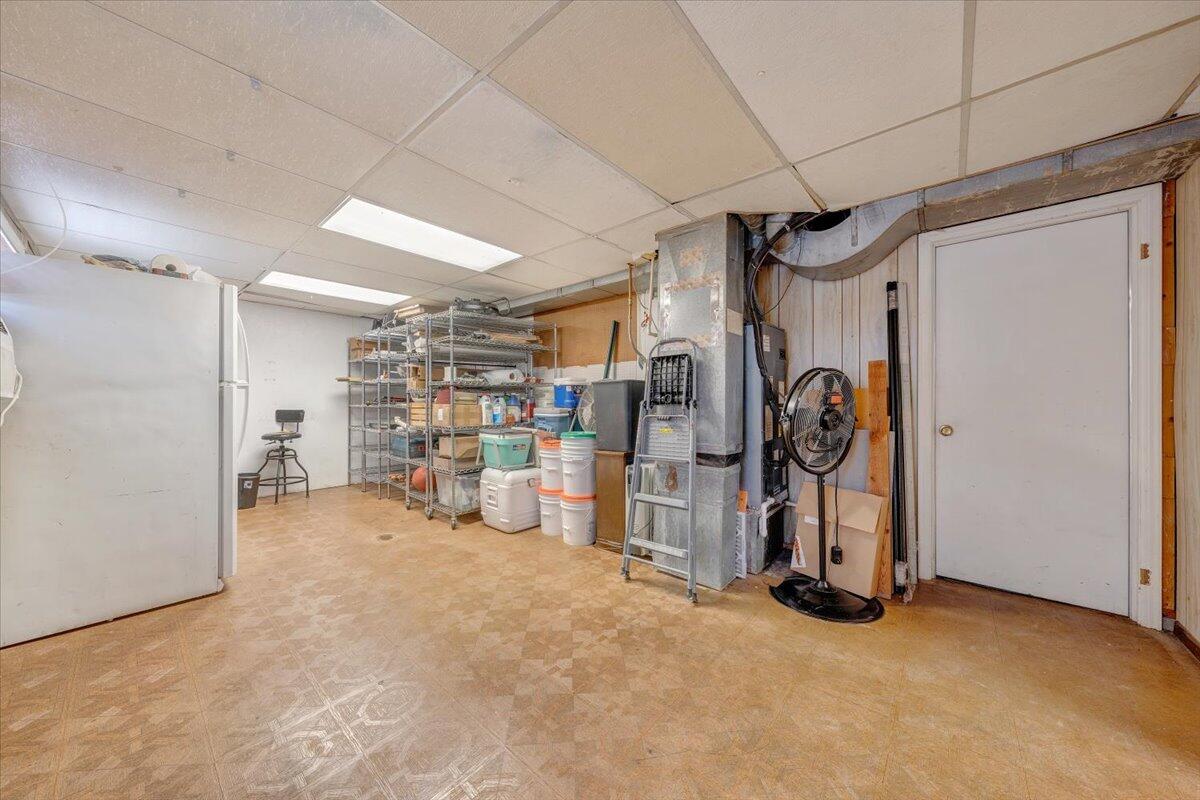 135 Silverbirch DR
