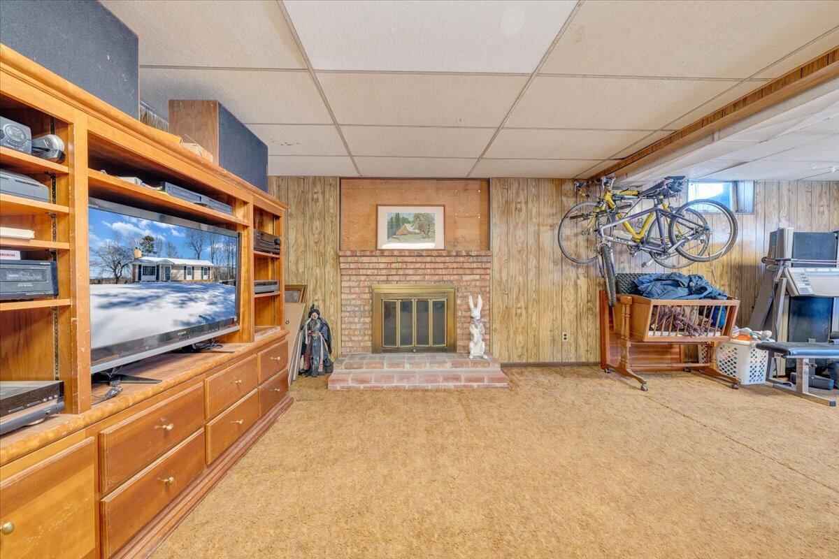 135 Silverbirch DR