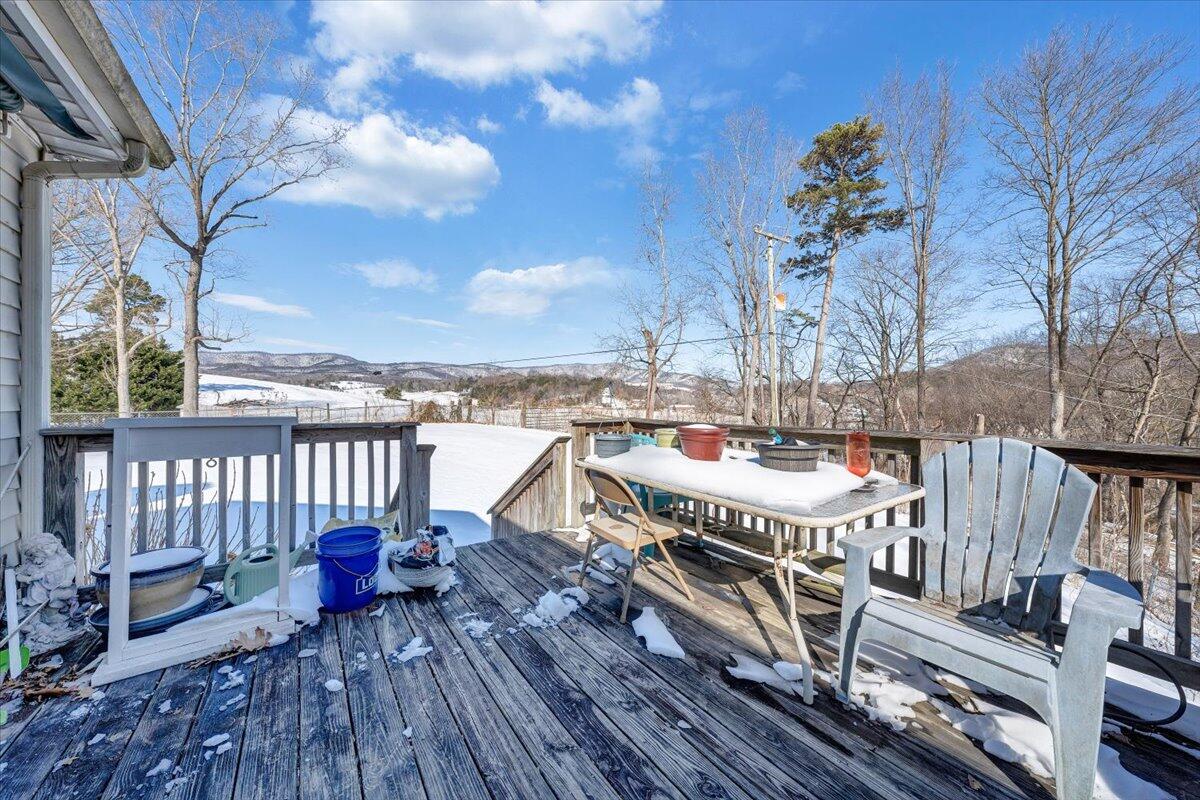 135 Silverbirch DR