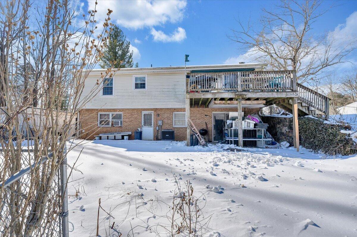 135 Silverbirch DR