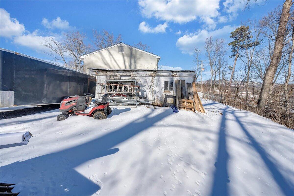 135 Silverbirch DR