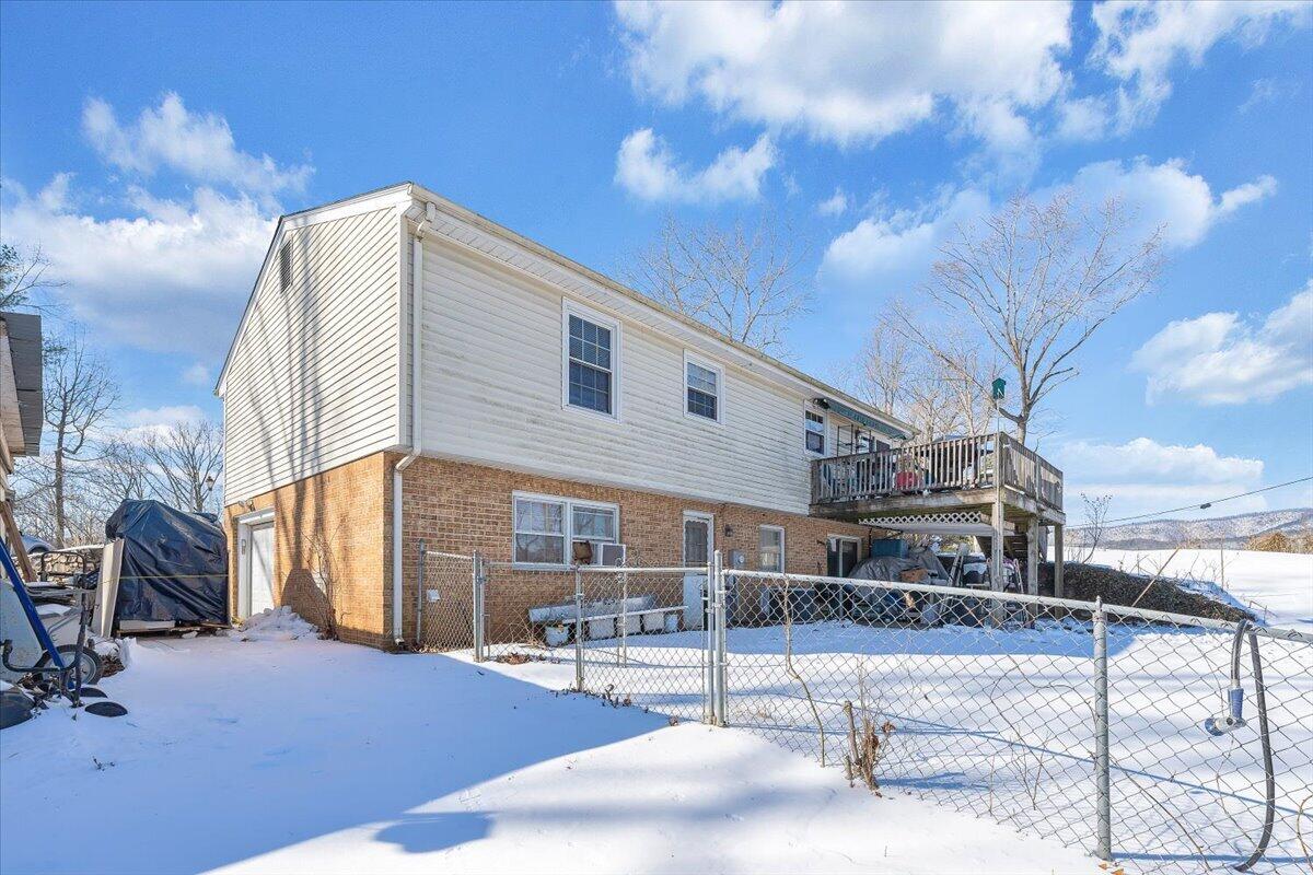 135 Silverbirch DR