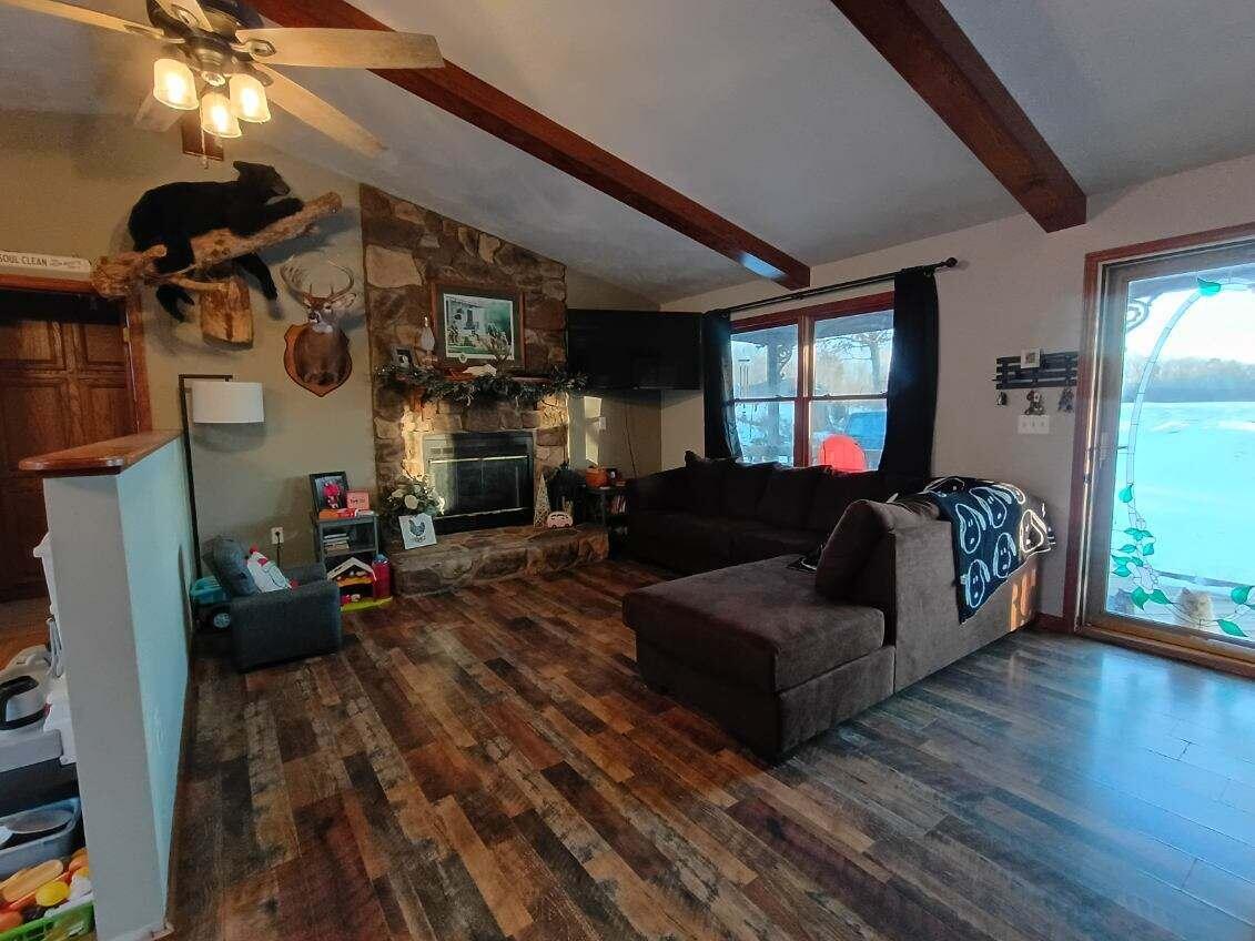 2579 Quarles RD