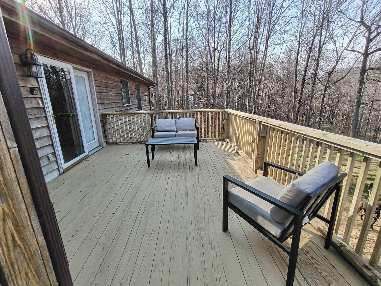 2579 Quarles RD