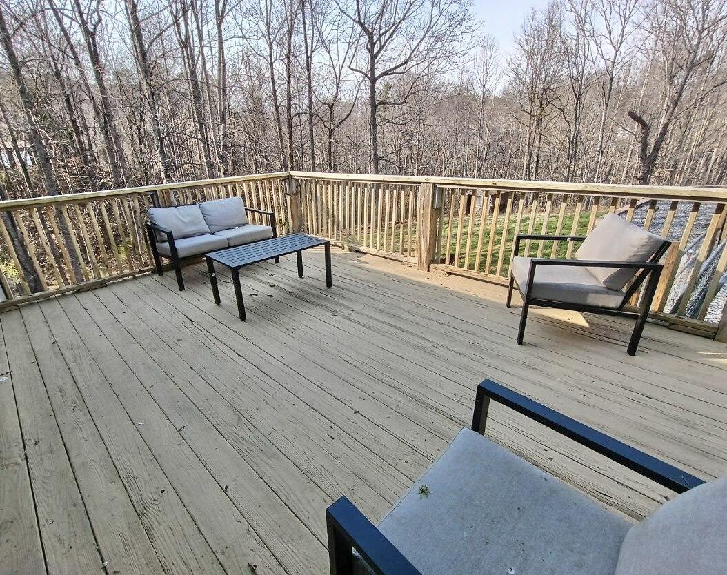 2579 Quarles RD