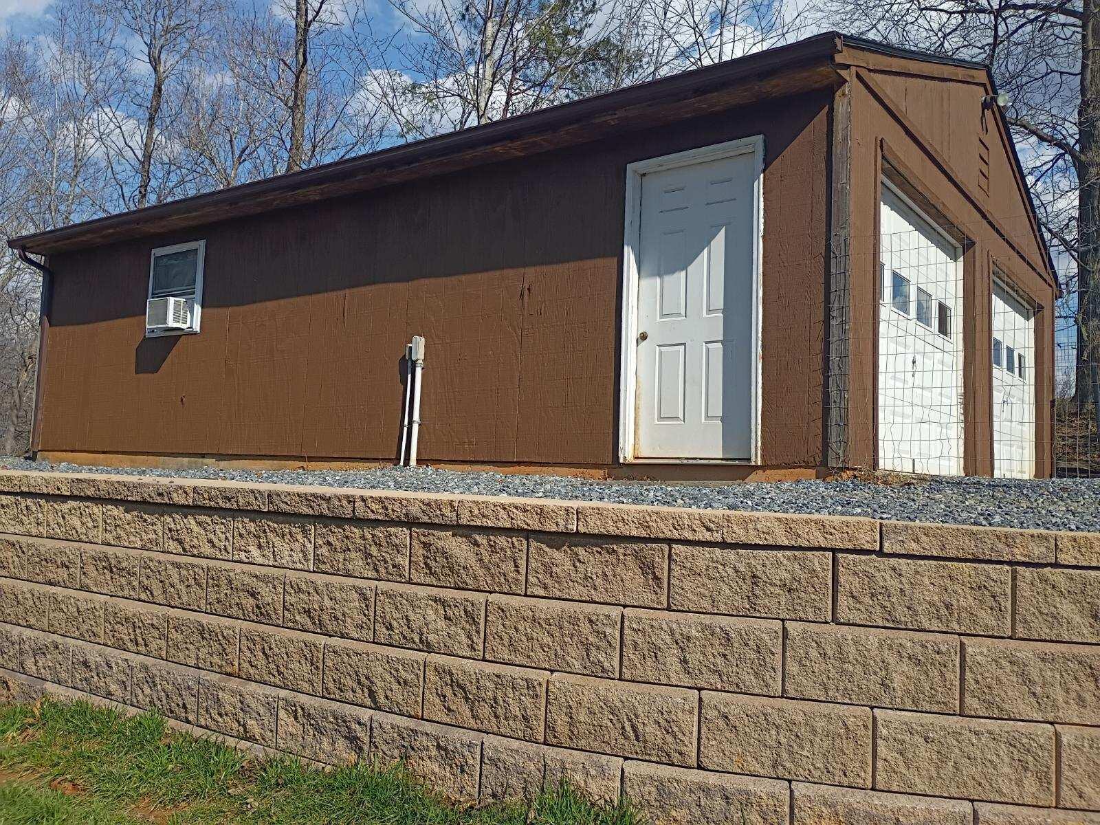 2579 Quarles RD