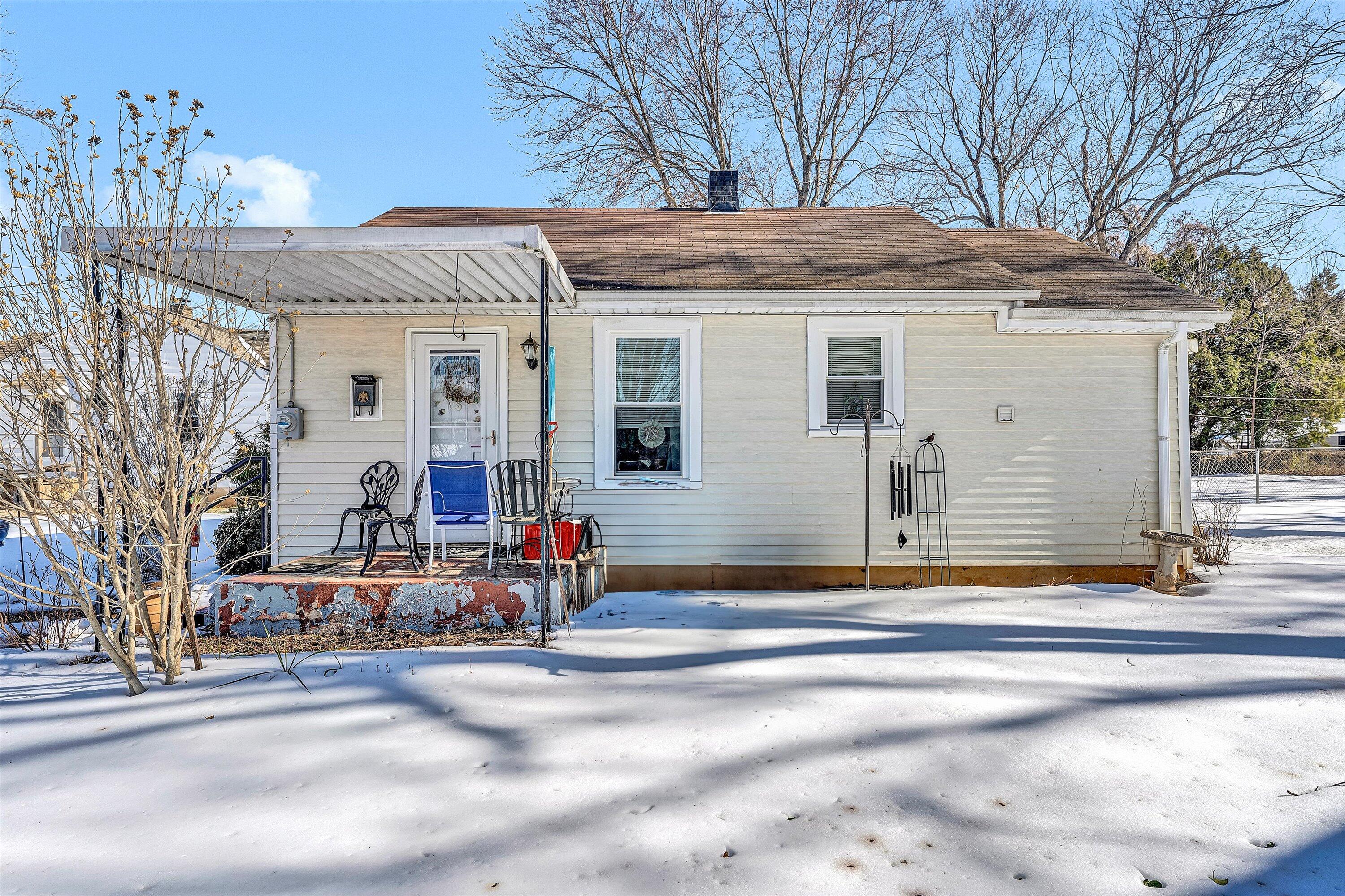 3109 Maplelawn AVE NW