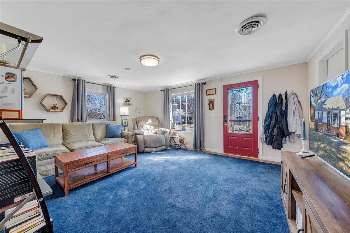 29 Corbett ST