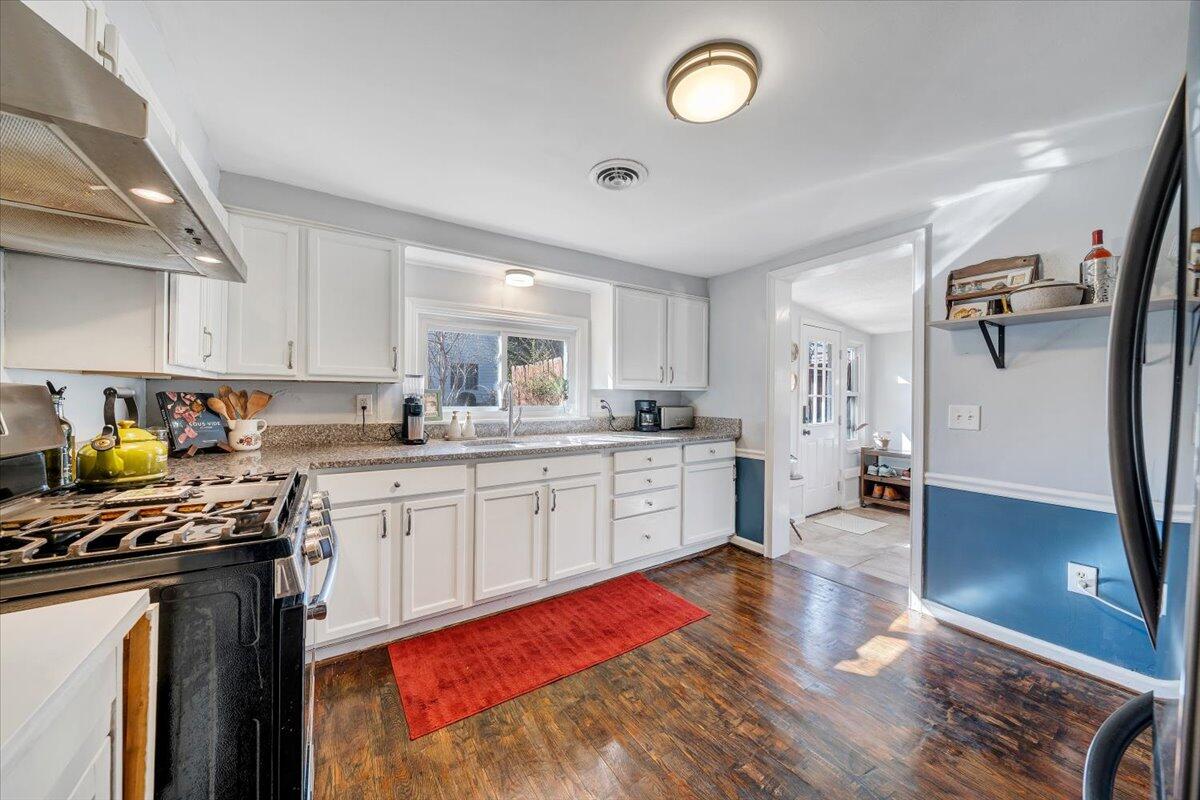 29 Corbett ST