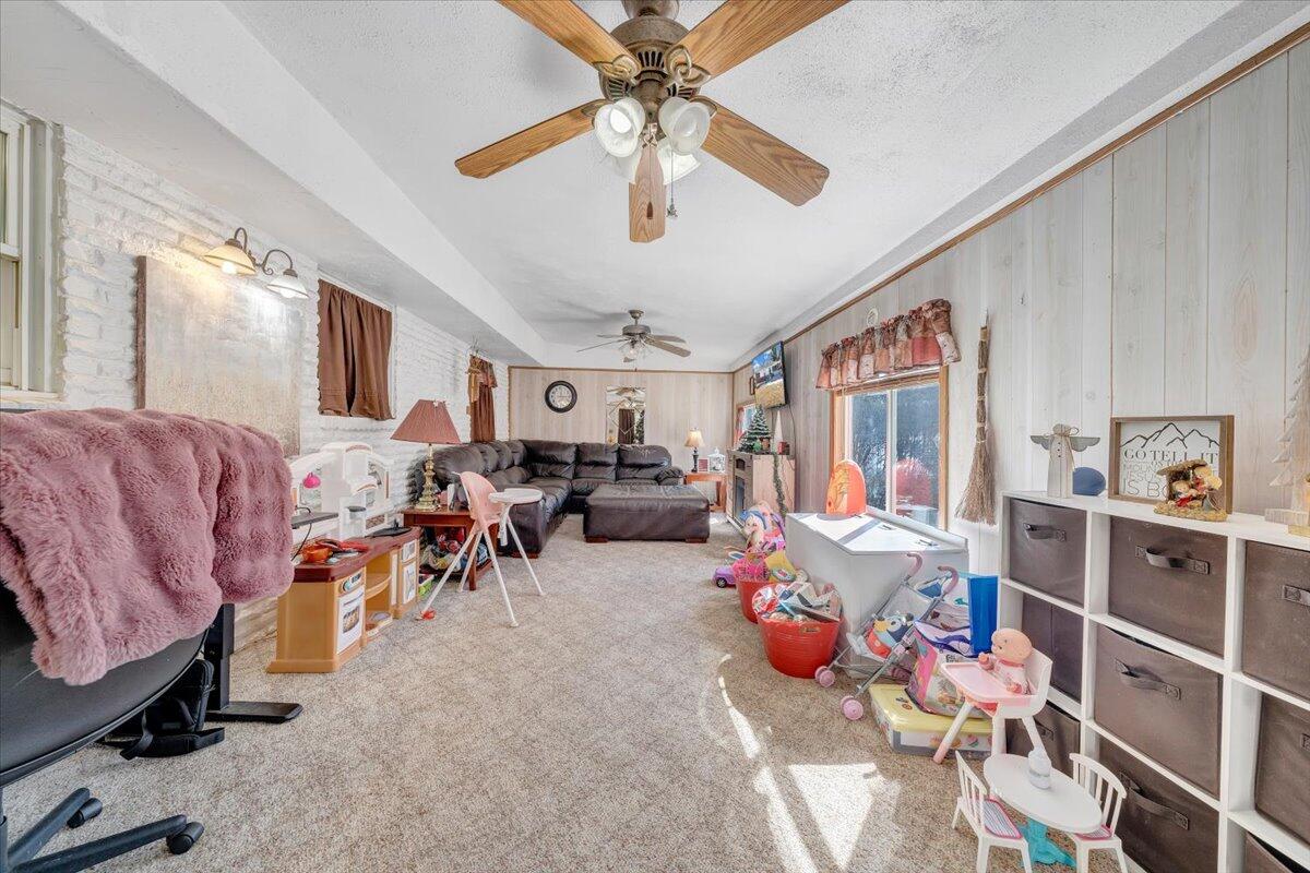 1019 Rosemary AVE SE