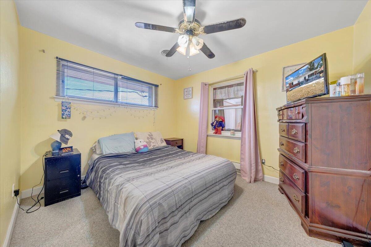 1019 Rosemary AVE SE