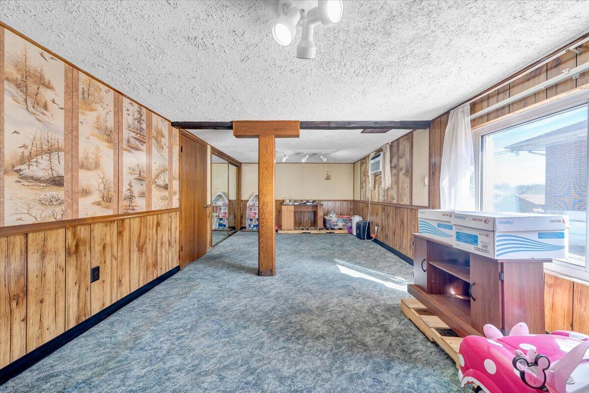 1019 Rosemary AVE SE