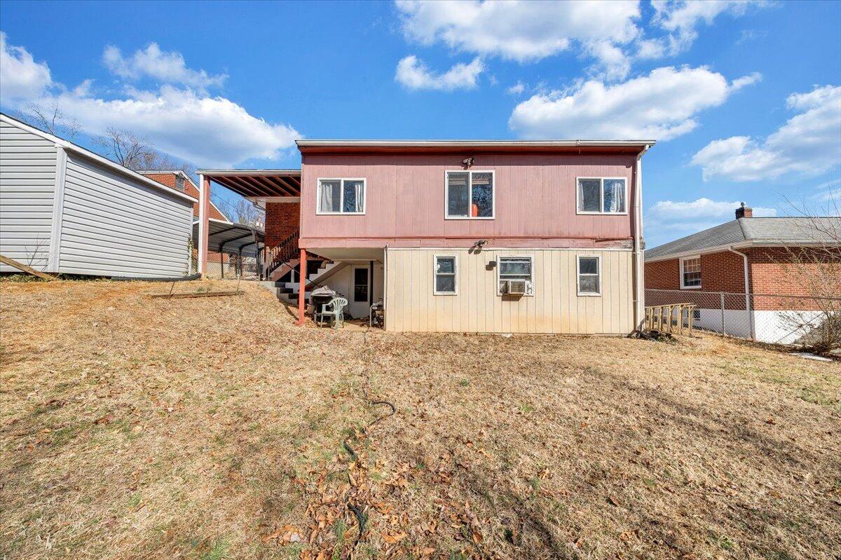 1019 Rosemary AVE SE