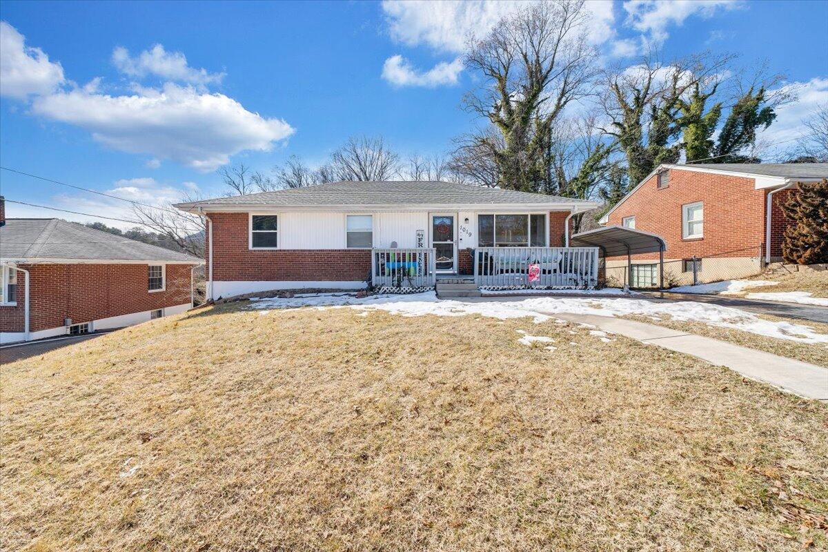 1019 Rosemary AVE SE