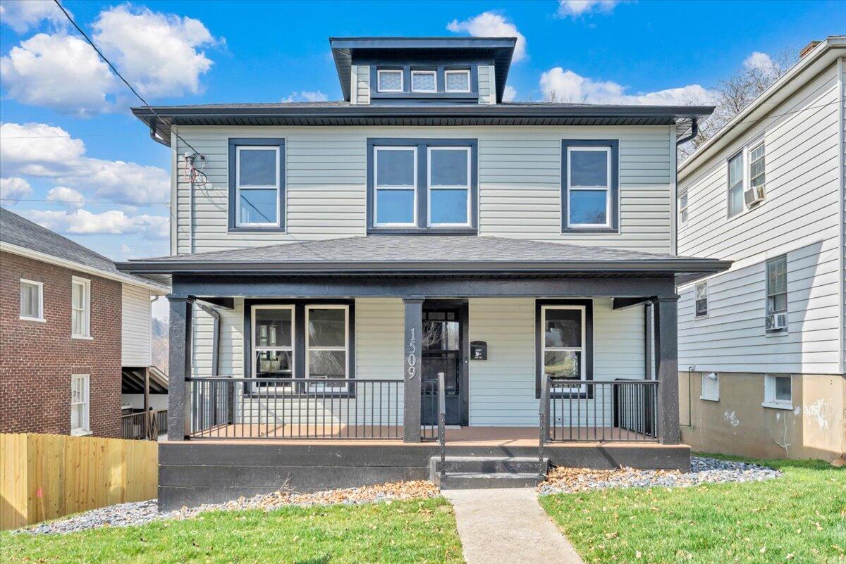 1509 7Th ST SE