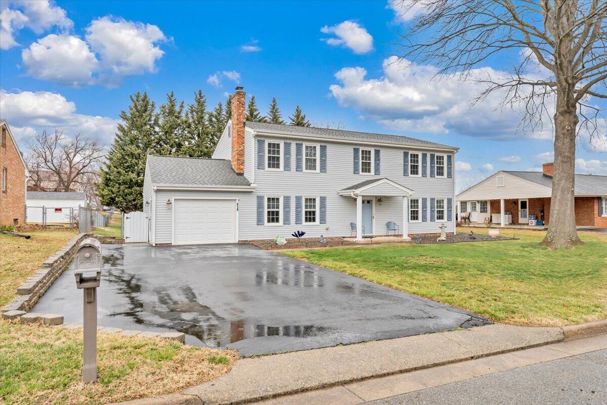 419 Rebecca LN