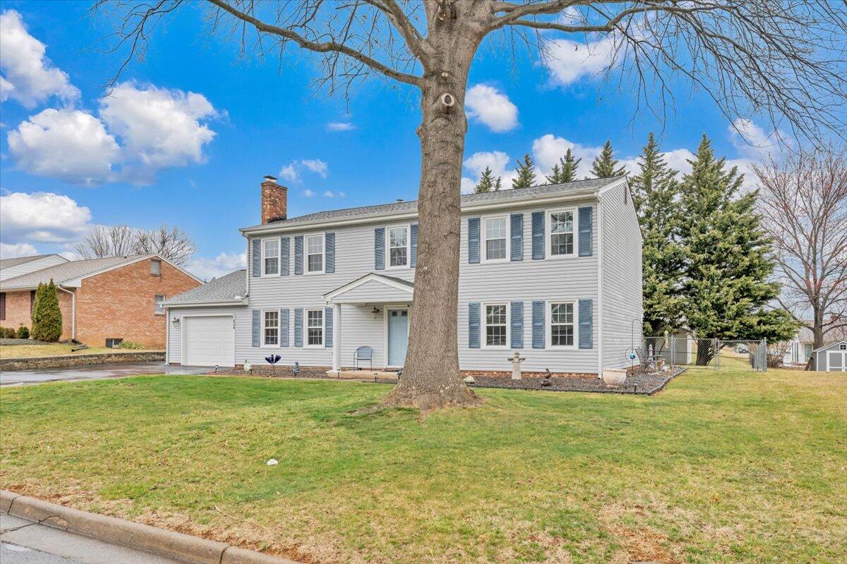 419 Rebecca LN