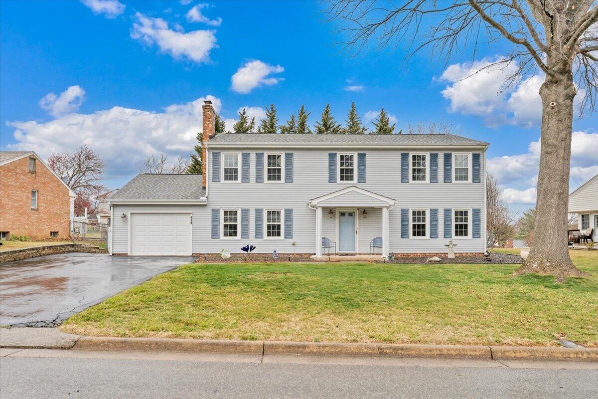 419 Rebecca LN