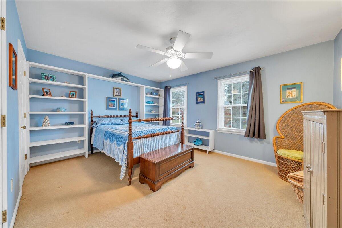 419 Rebecca LN
