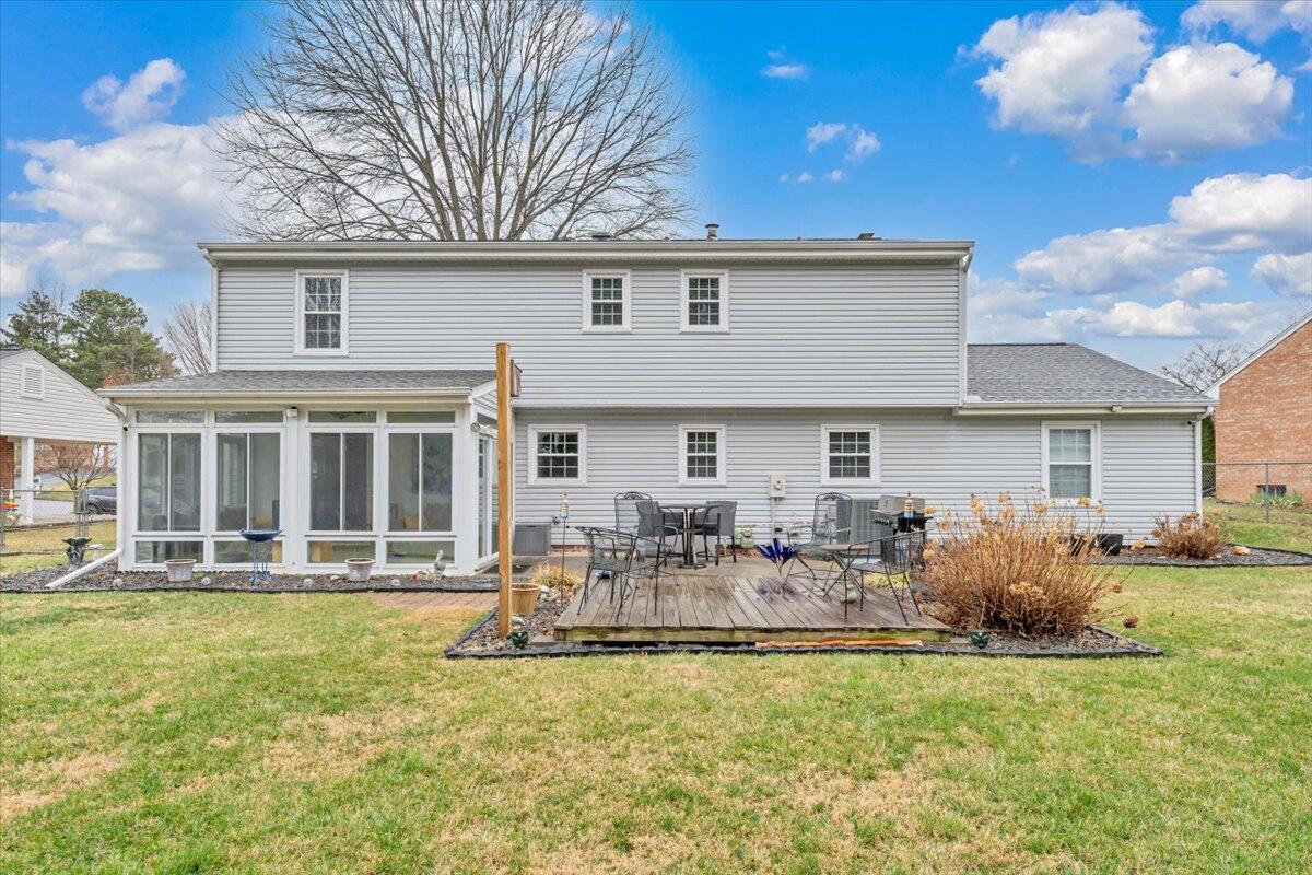 419 Rebecca LN