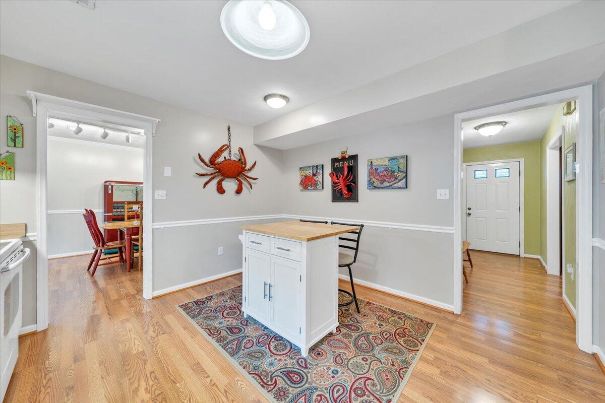 419 Rebecca LN