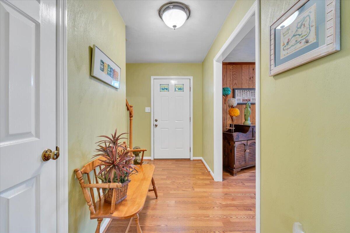 419 Rebecca LN