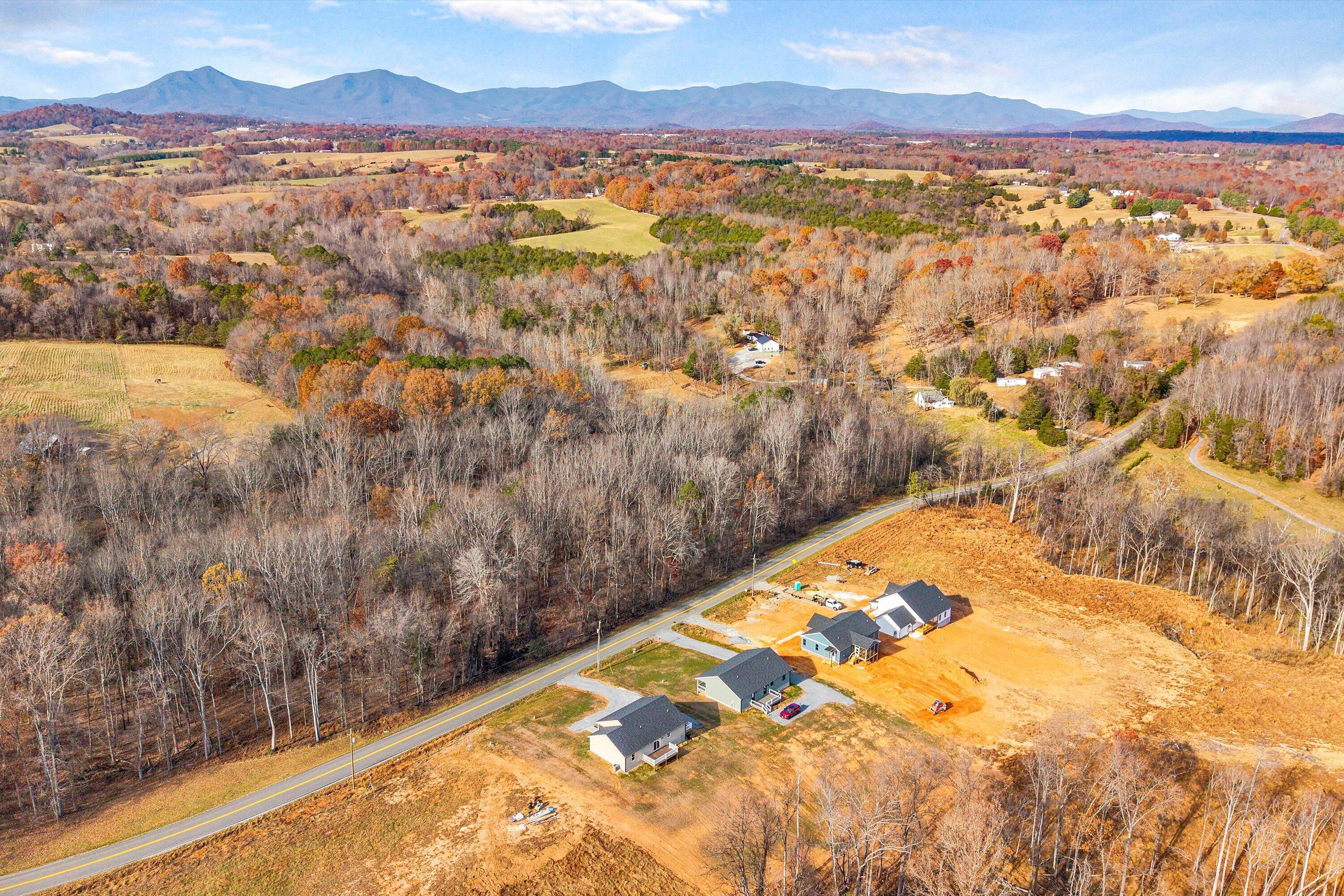 1900 Skinnell Mill RD