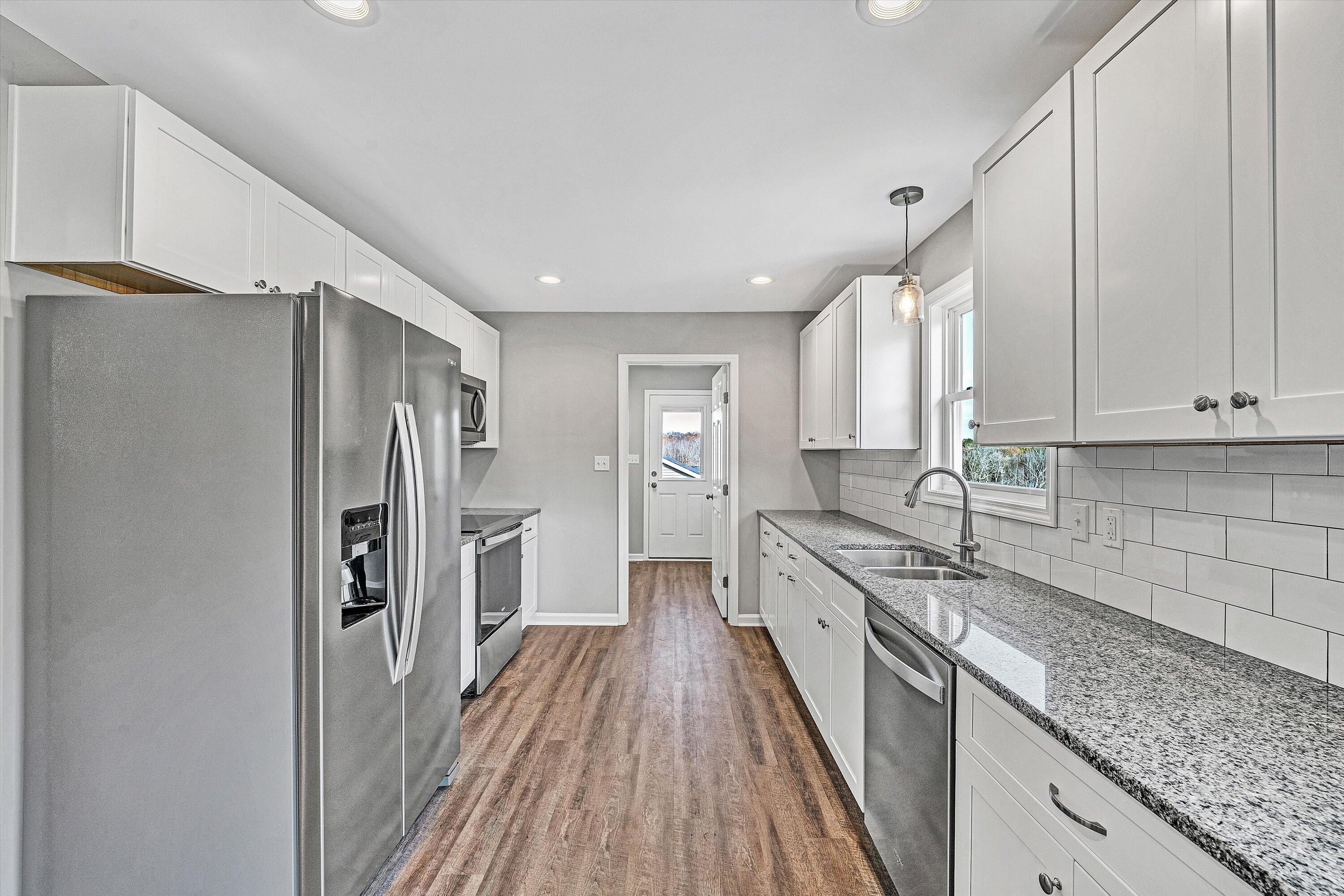 1900 Skinnell Mill RD