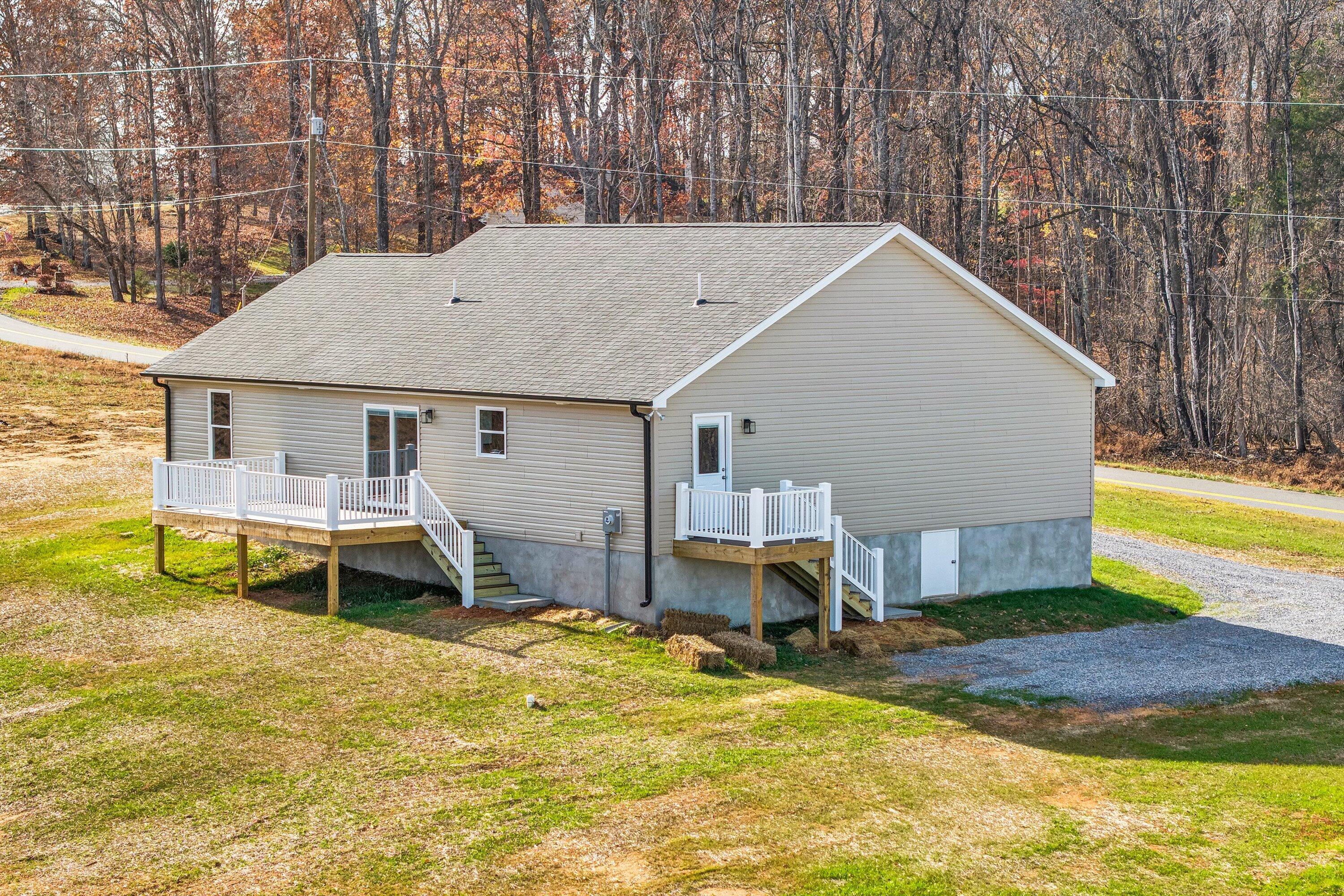 1900 Skinnell Mill RD