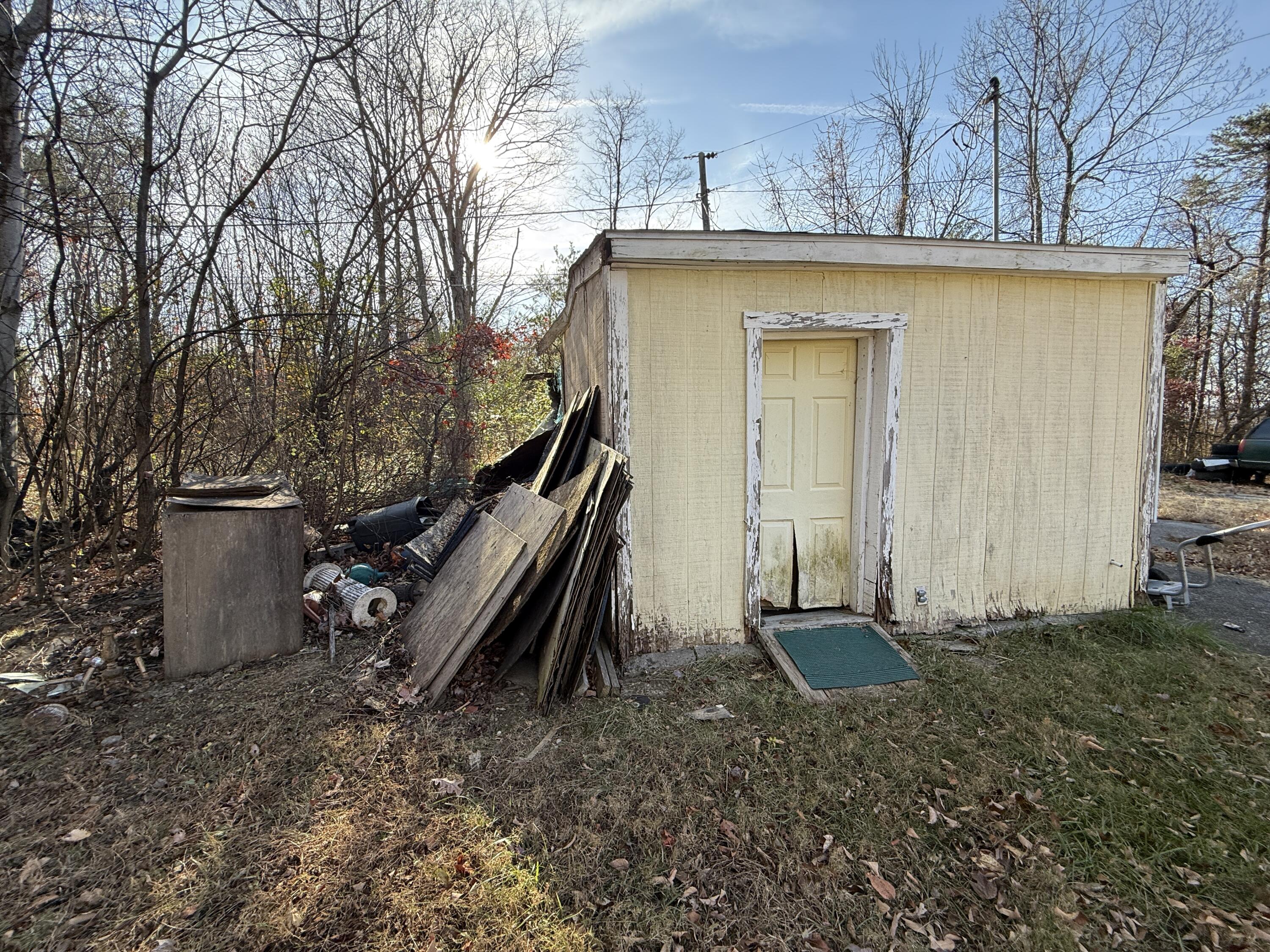 7212 Wood Haven RD