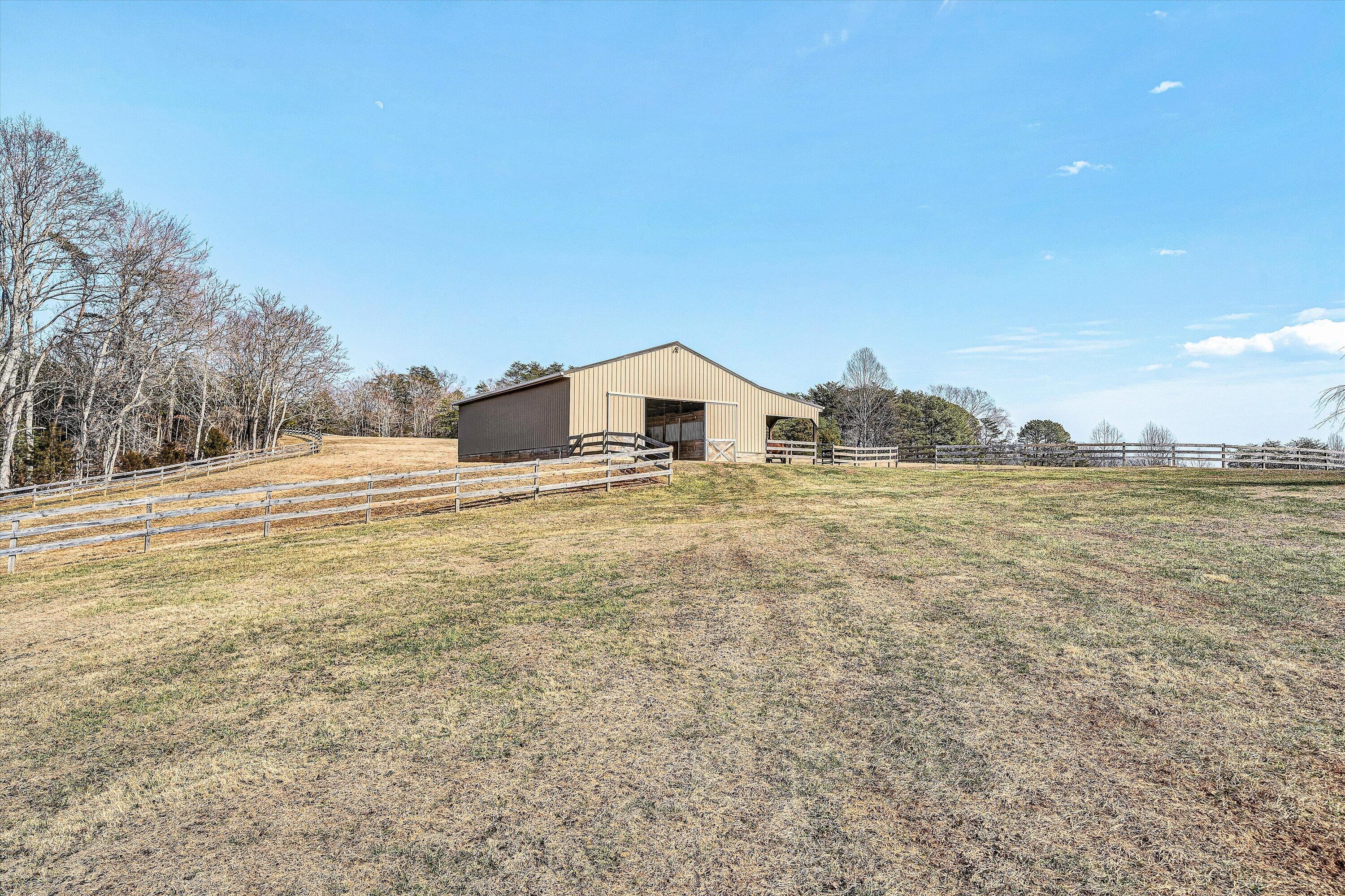 323 DEERBERRY LN