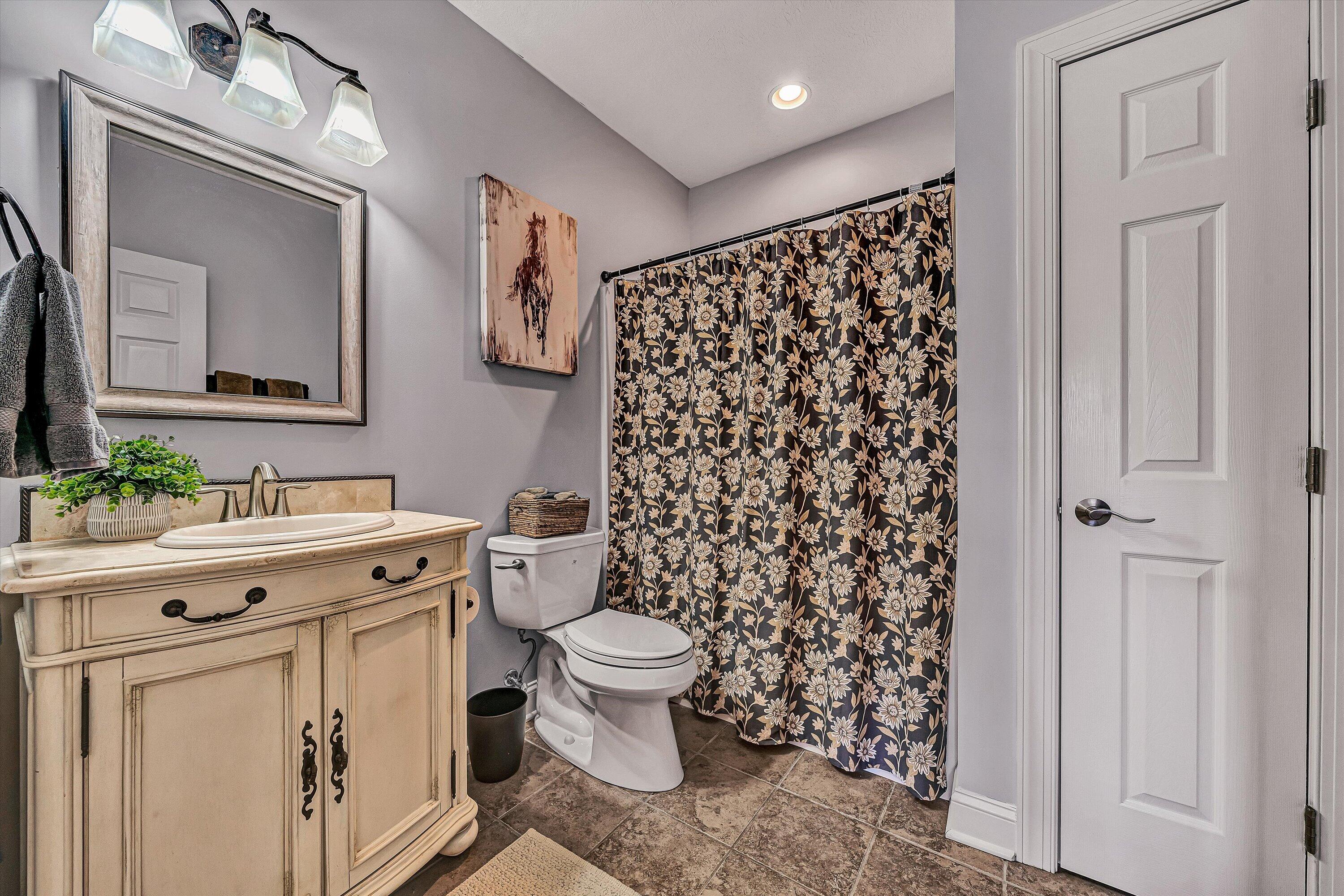 323 DEERBERRY LN