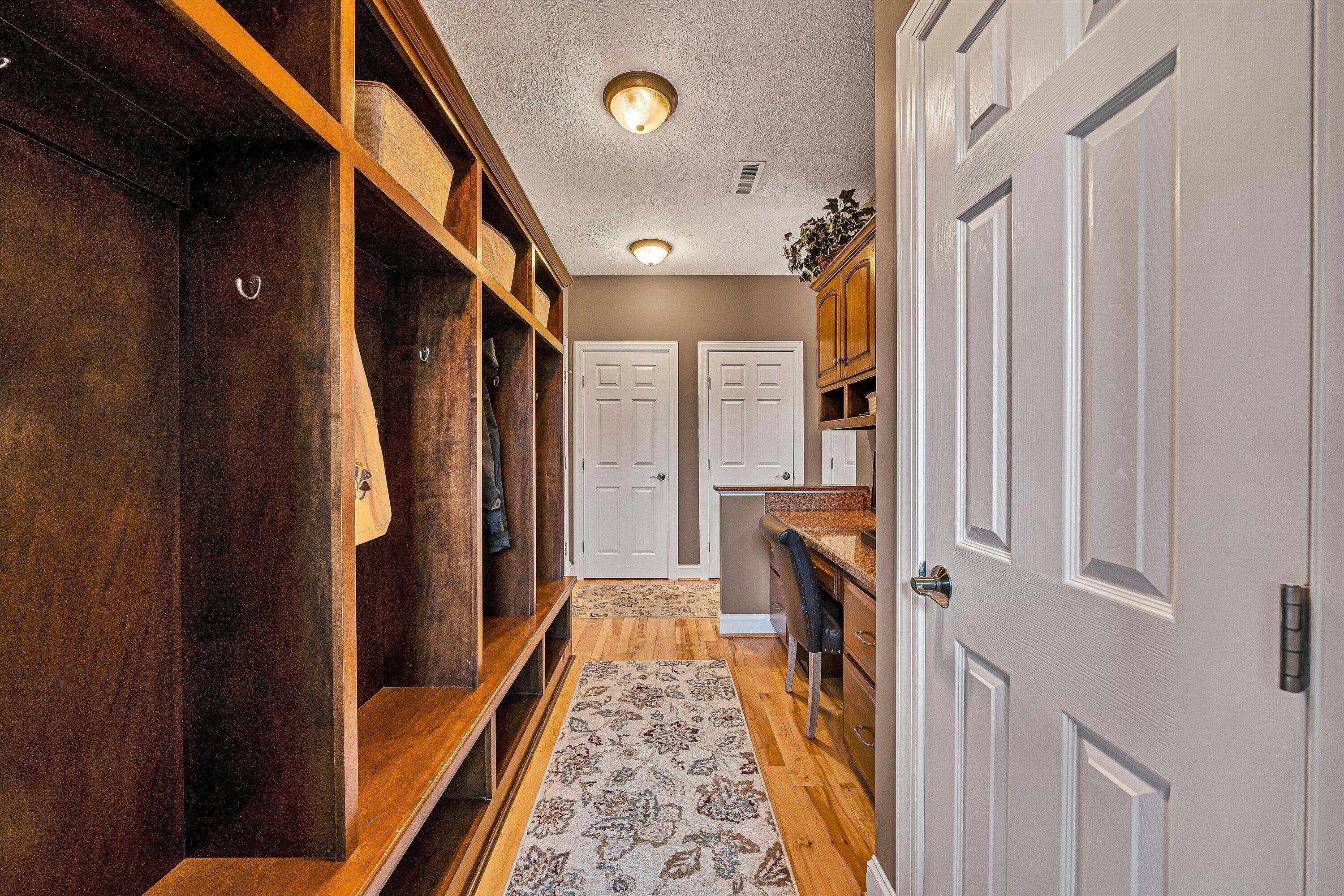 323 DEERBERRY LN